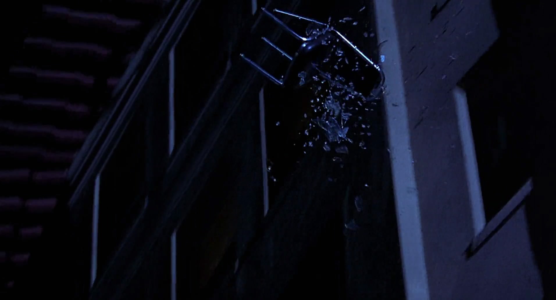 Barb Wire (1996) screencap 642