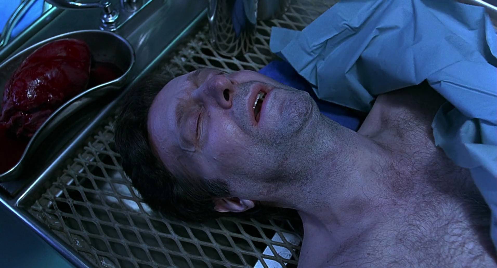 Barb Wire (1996) HD screenshot 6485
