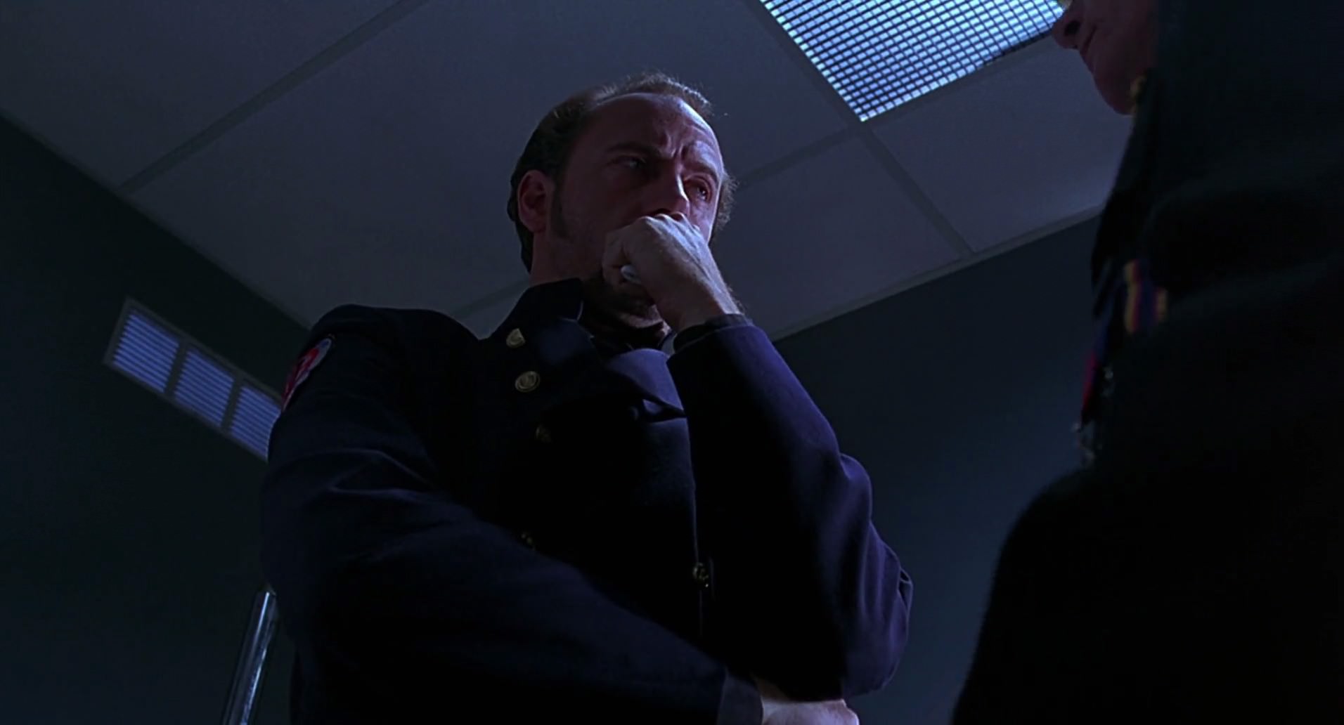 Barb Wire (1996) screencap 6522