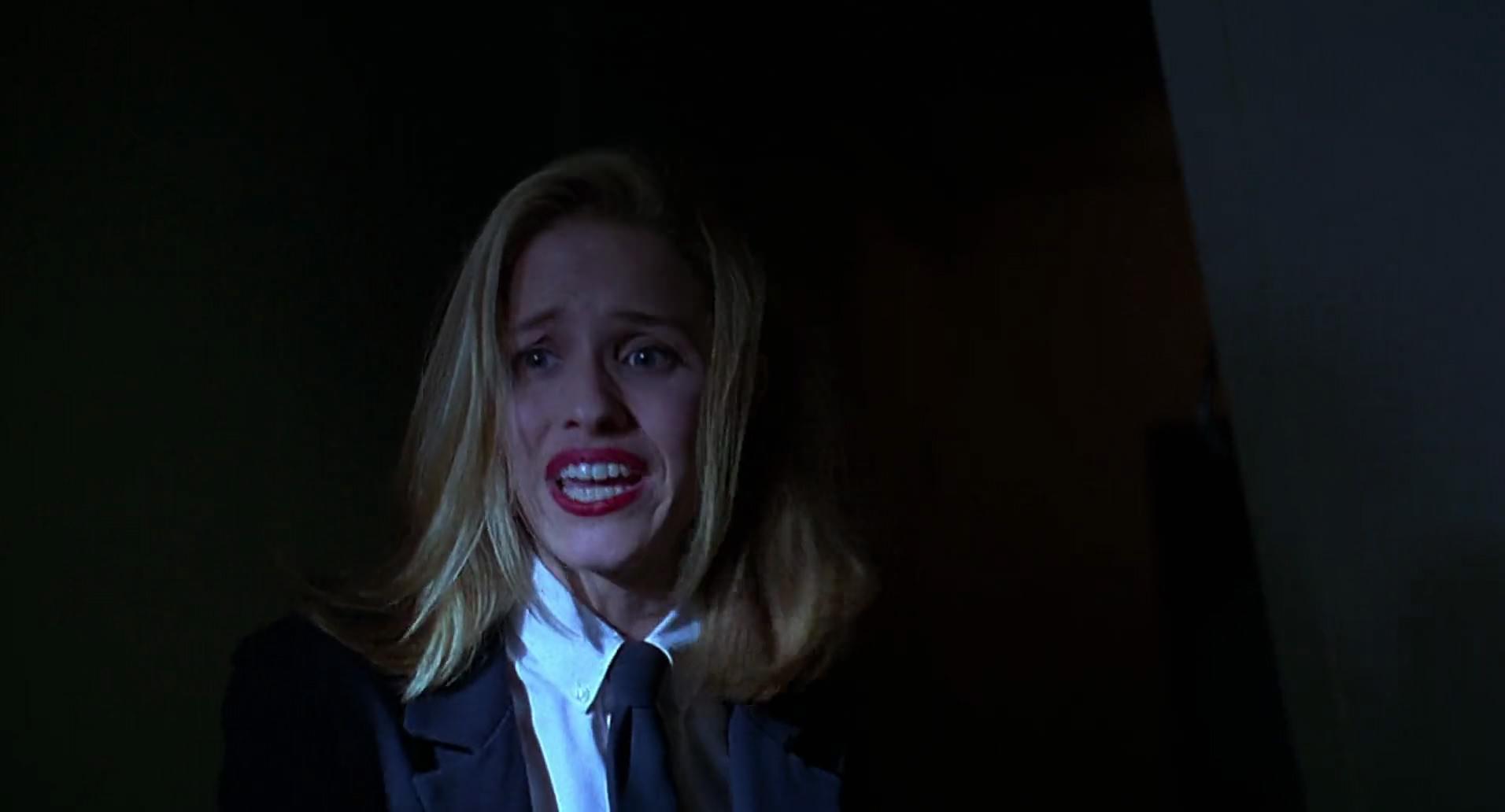 Barb Wire (1996) screencap 660