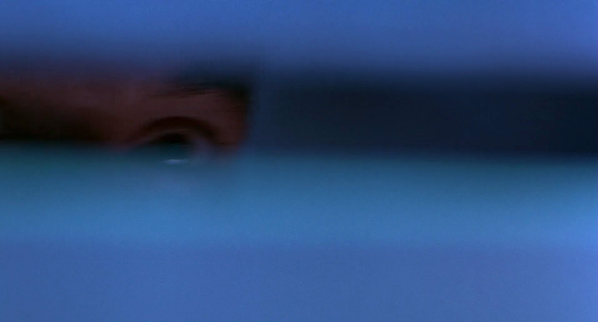 Barb Wire (1996) HD screenshot 6623