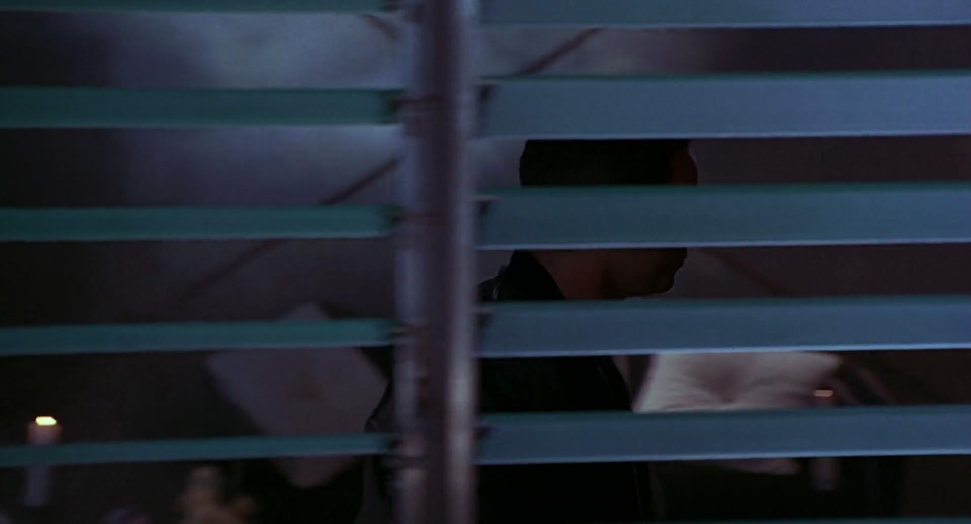 Barb Wire (1996) screencap 6651