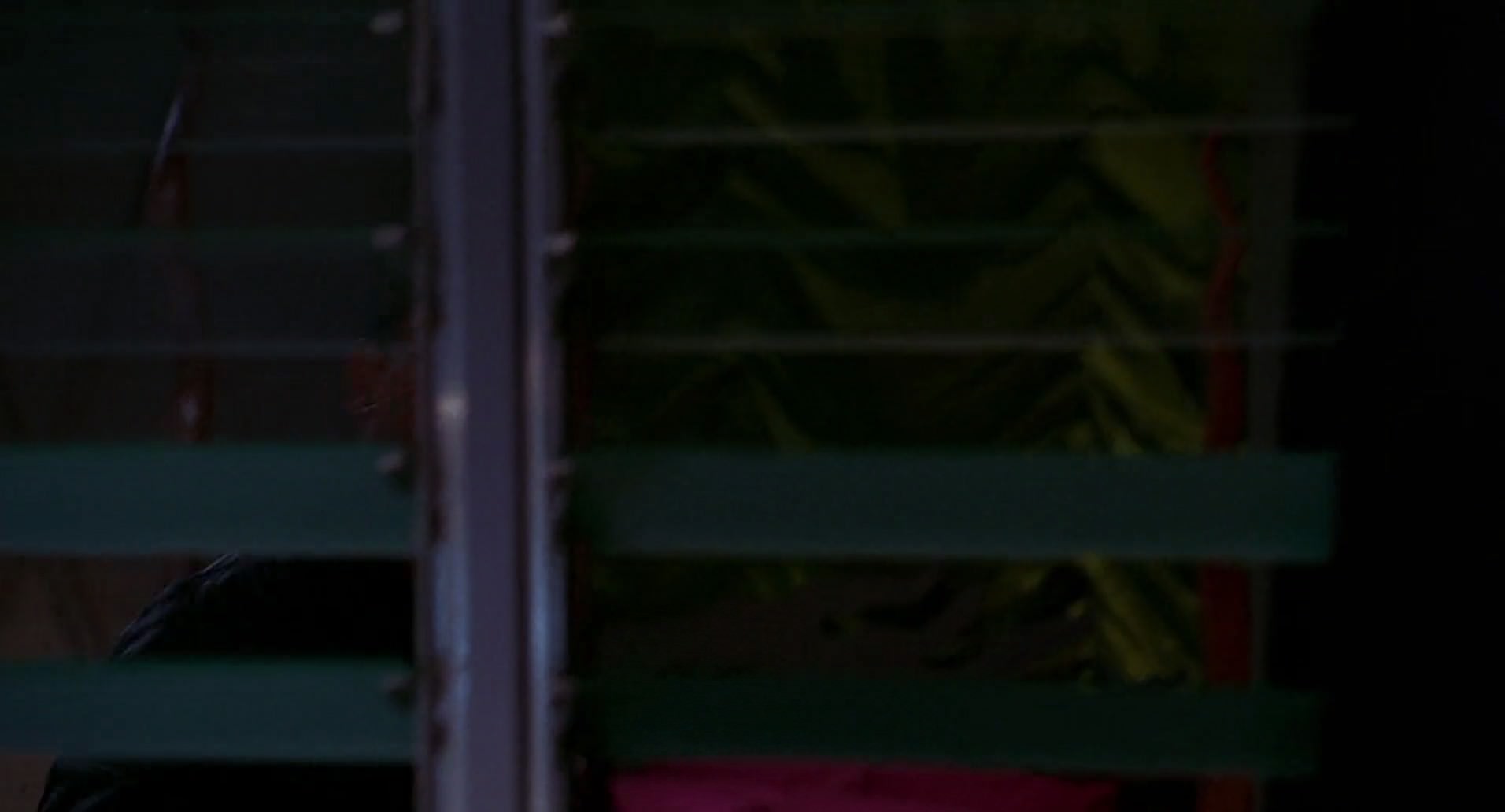 Barb Wire (1996) HD screenshot 6656