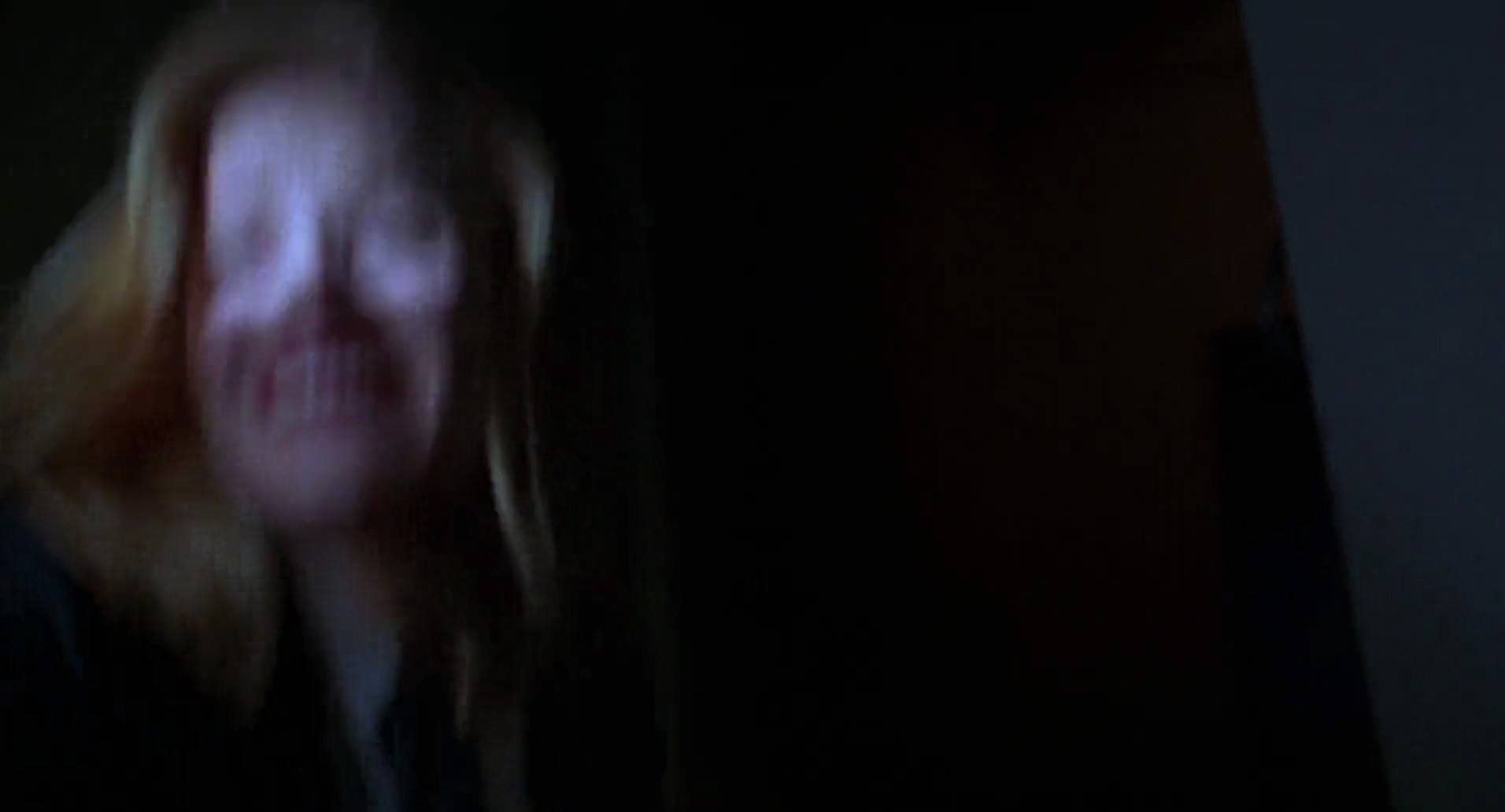 Barb Wire (1996) screencap 666