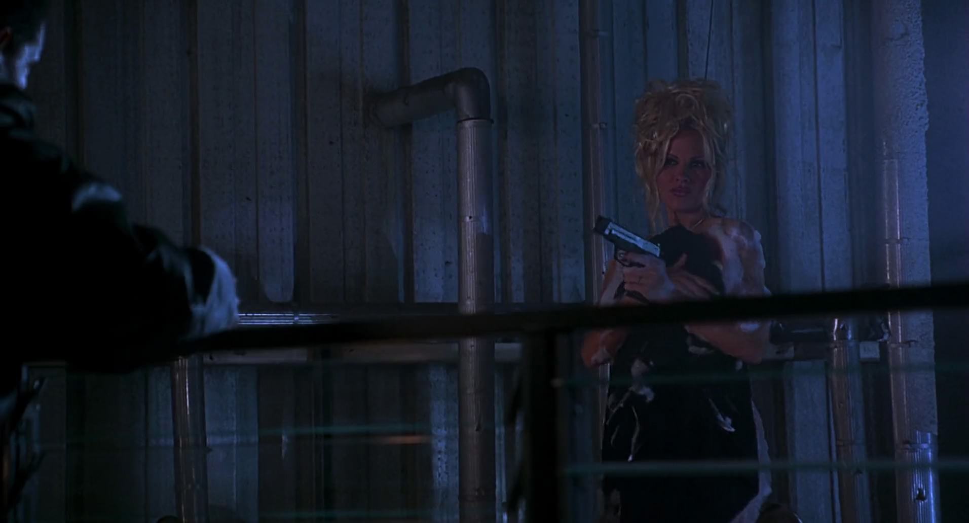 Barb Wire (1996) HD screenshot 6686
