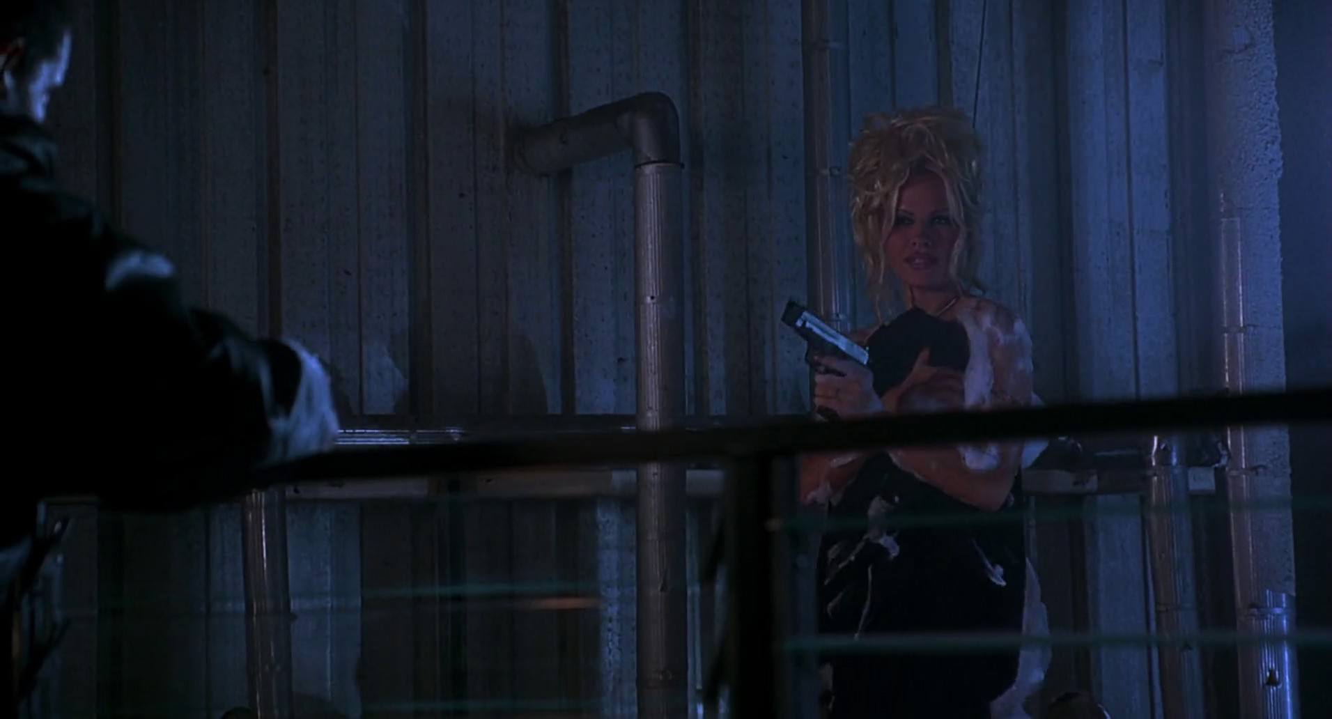 Barb Wire (1996) screencap 6687