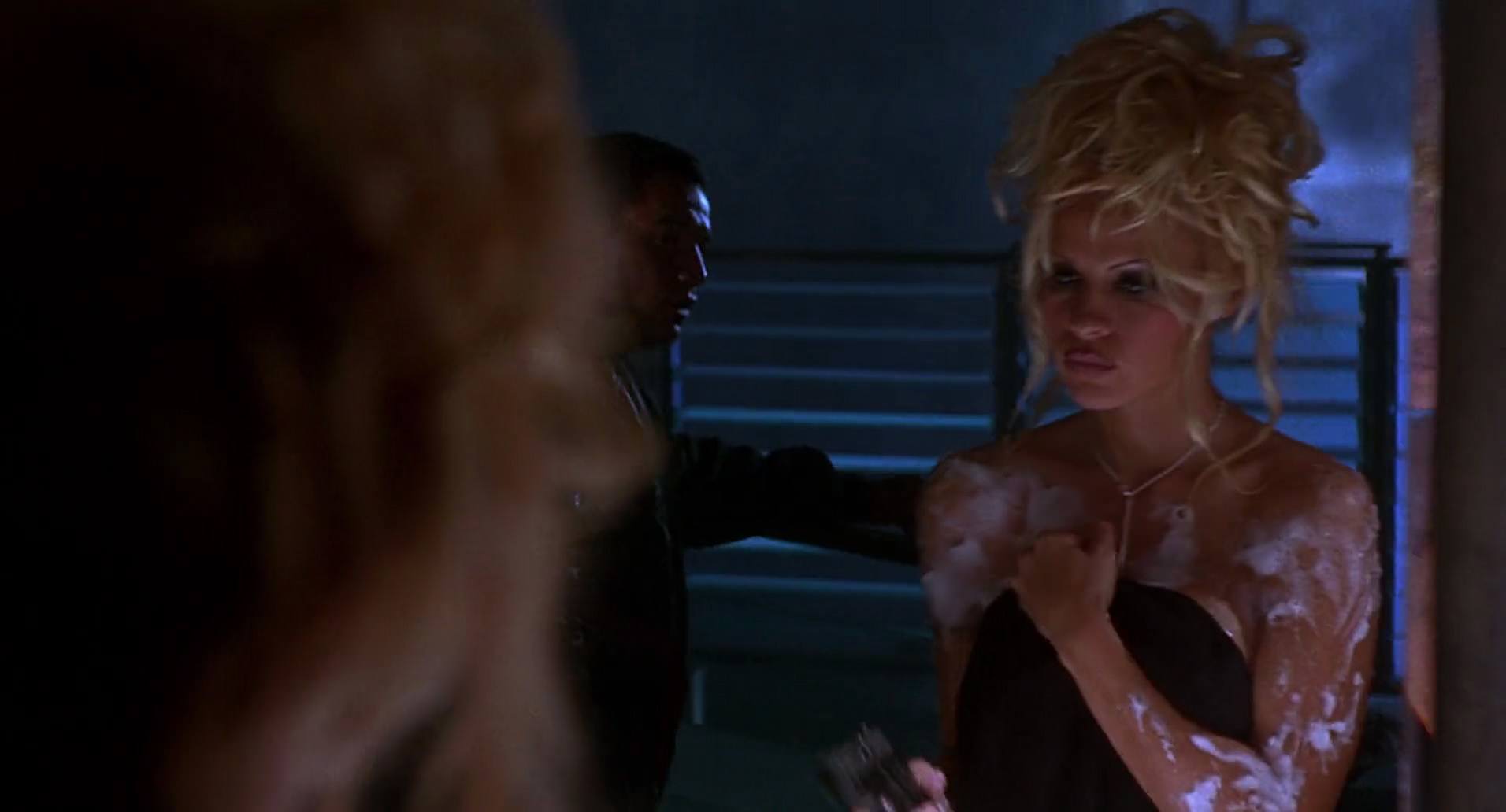 Barb Wire (1996) HD screenshot 6695