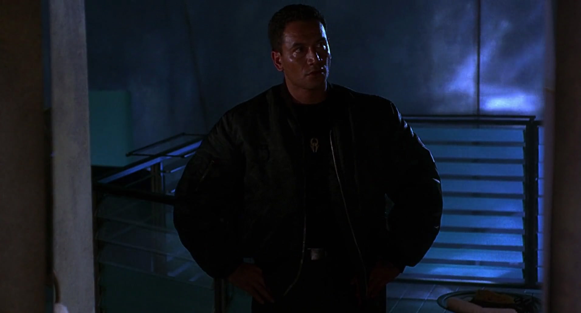 Barb Wire (1996) HD screenshot 6734