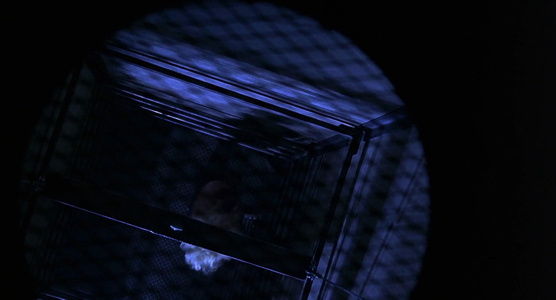 Barb Wire (1996) HD screenshot 6737