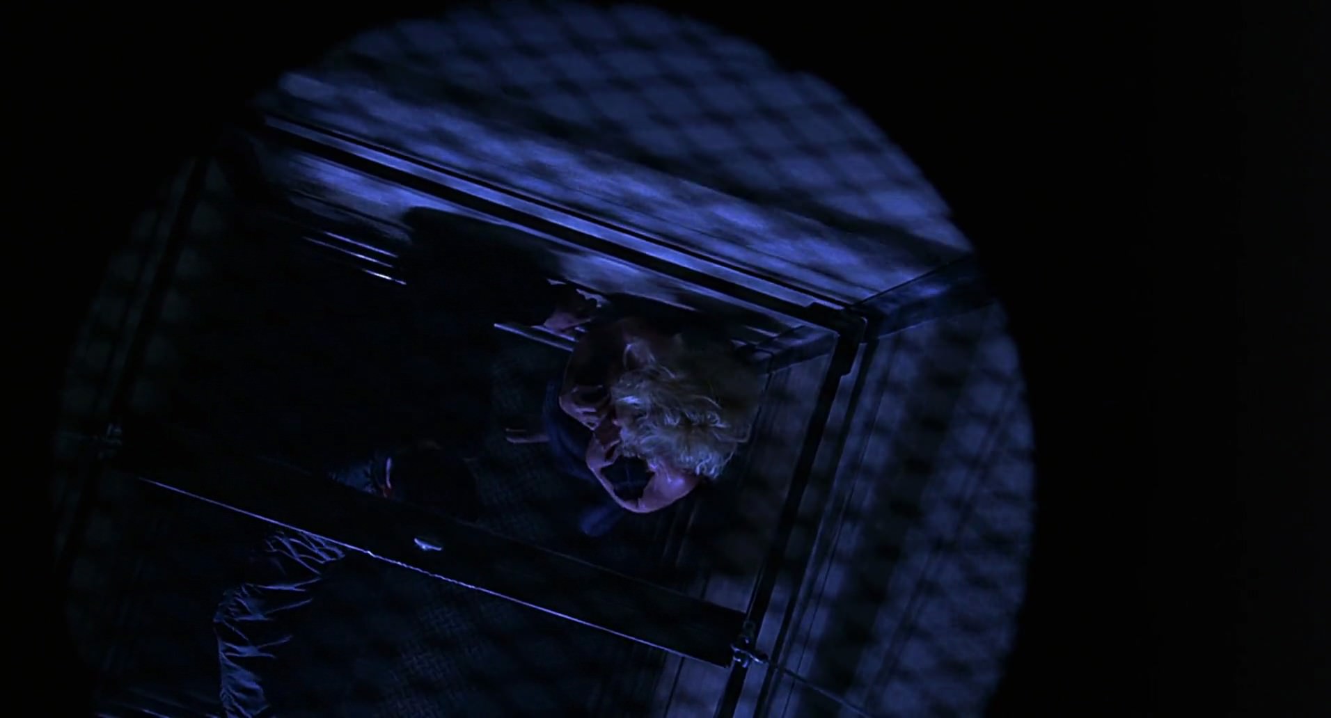 Barb Wire (1996) HD screenshot 6746