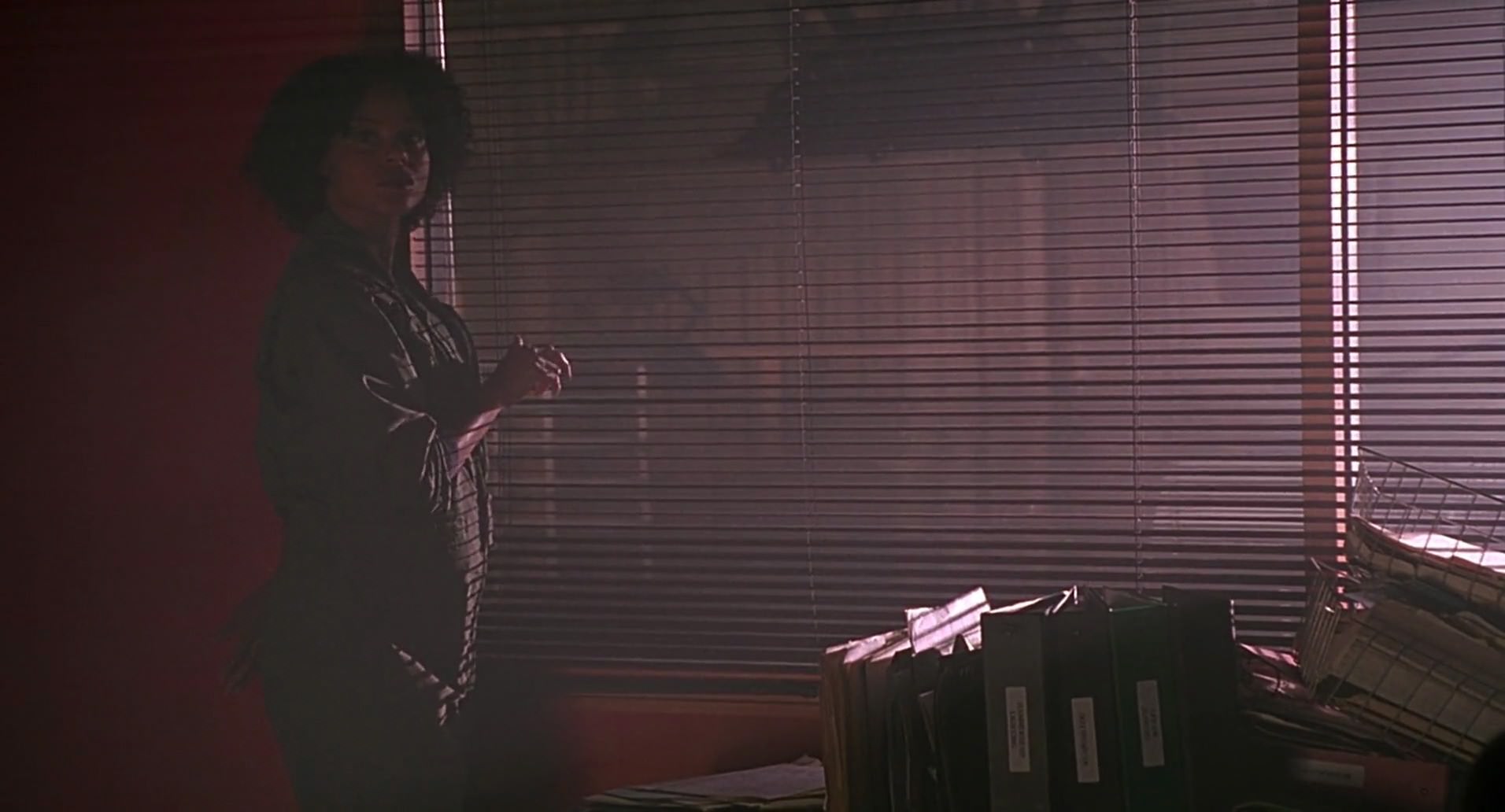 Barb Wire (1996) HD screenshot 6788