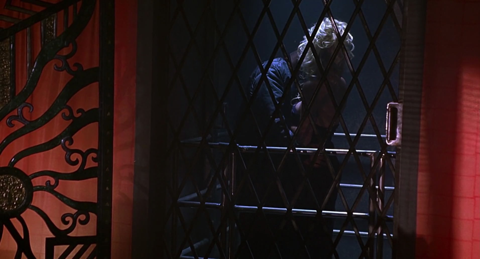 Barb Wire (1996) screencap 6792