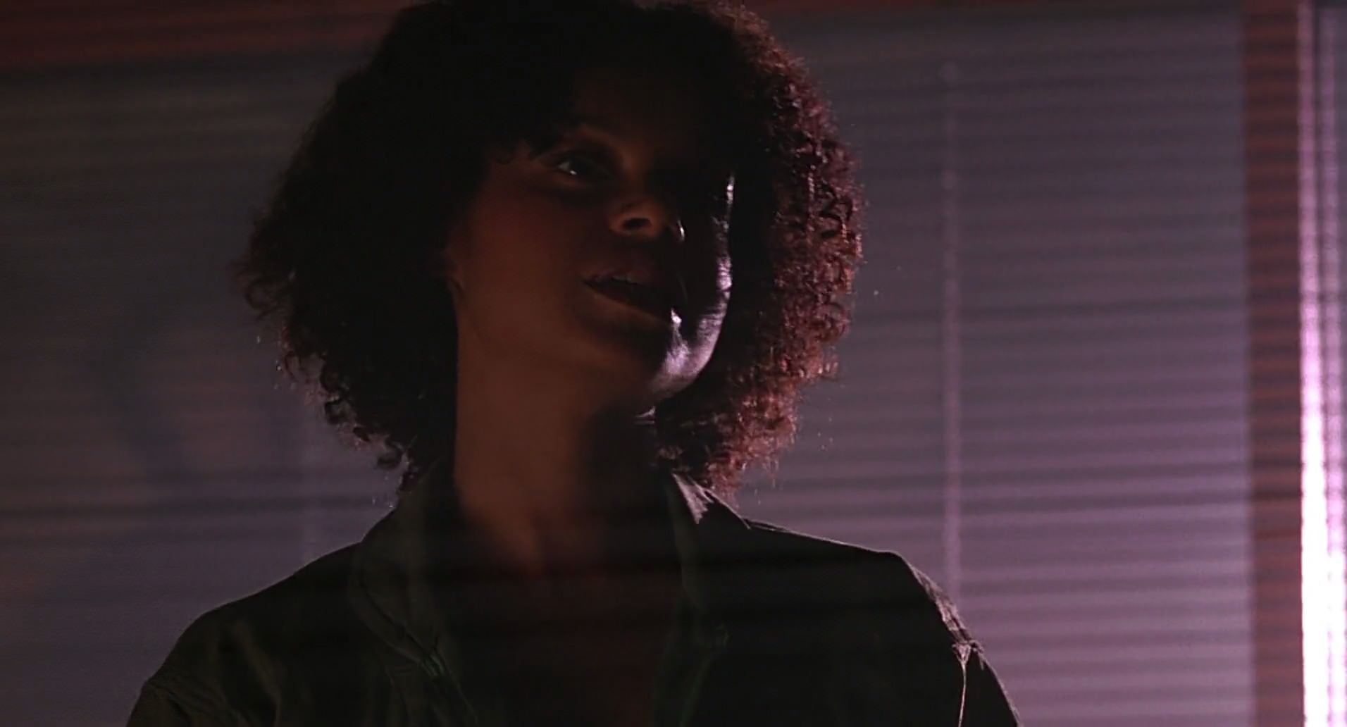 Barb Wire (1996) HD screenshot 6803