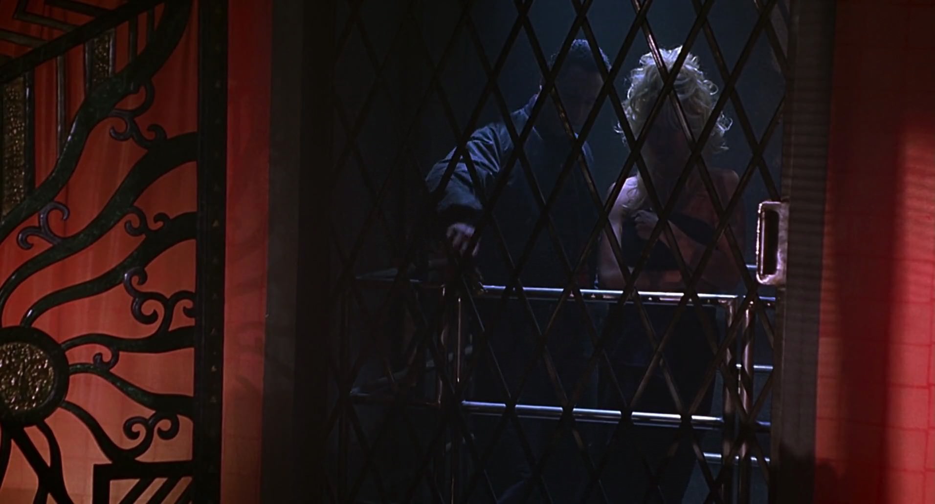 Barb Wire (1996) HD screenshot 6815