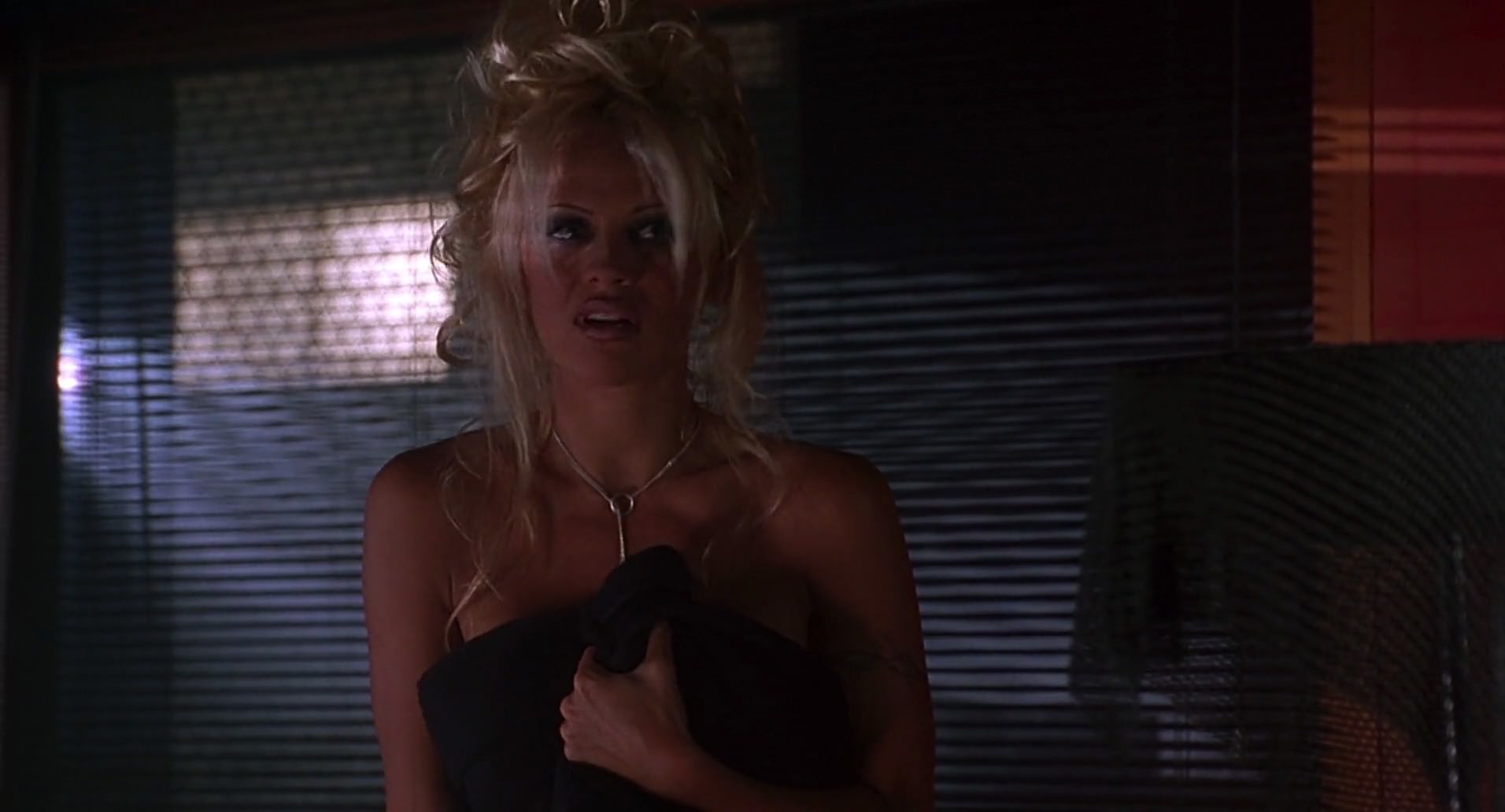 Barb Wire (1996) movie still 6841