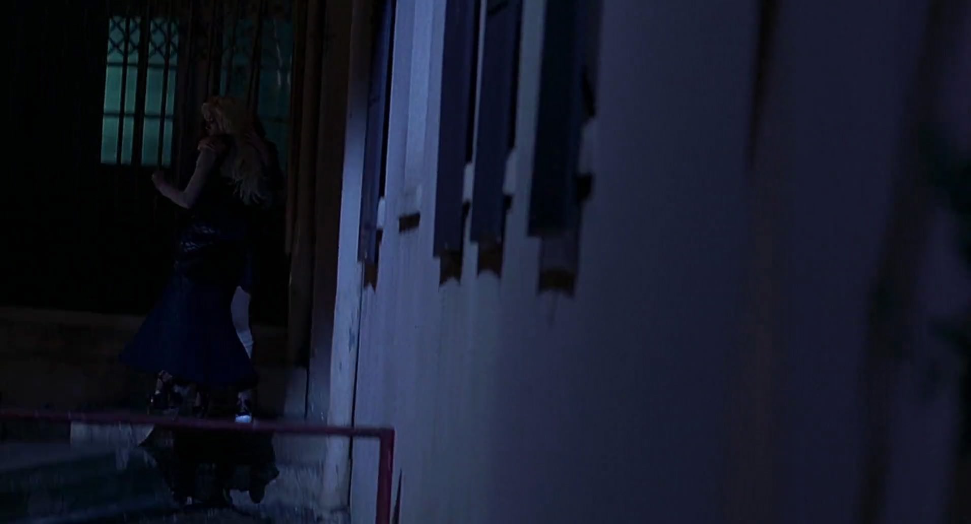Barb Wire (1996) HD screenshot 686