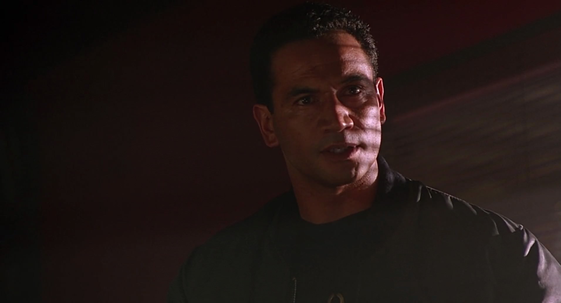 Barb Wire (1996) HD screenshot 6887
