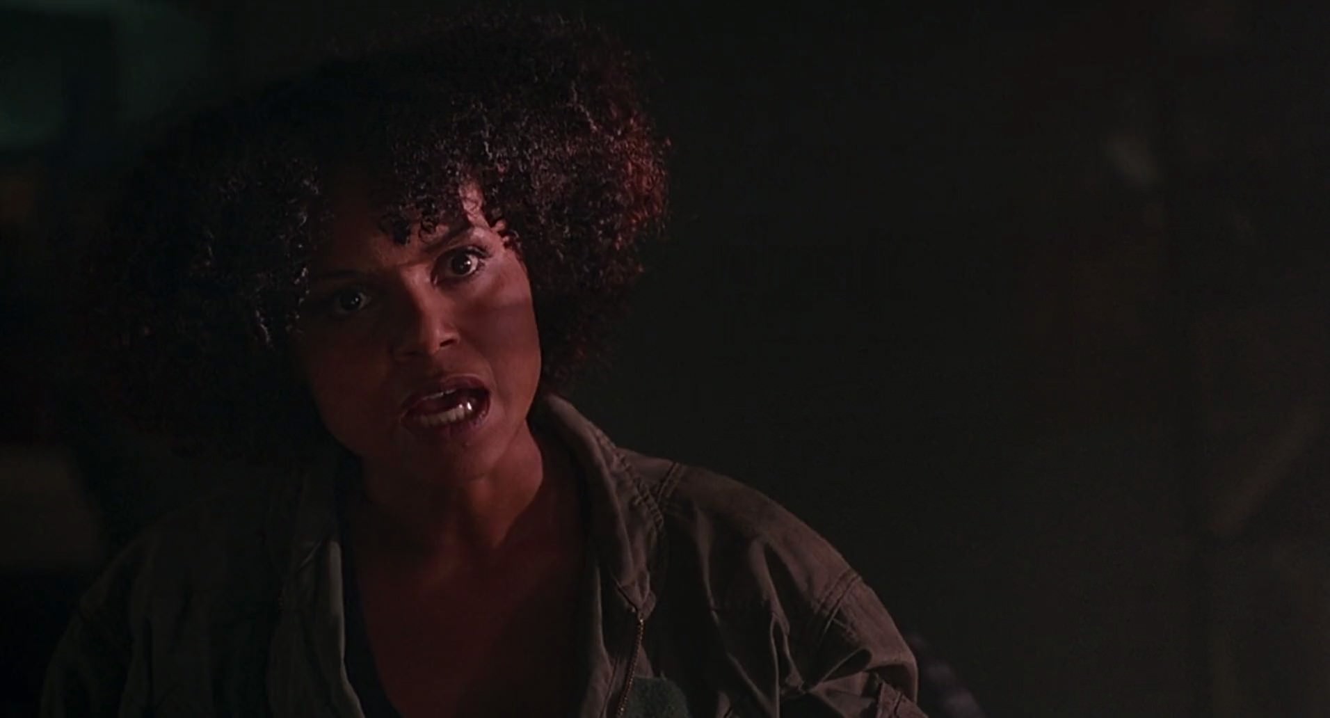 Barb Wire (1996) HD screenshot 6944