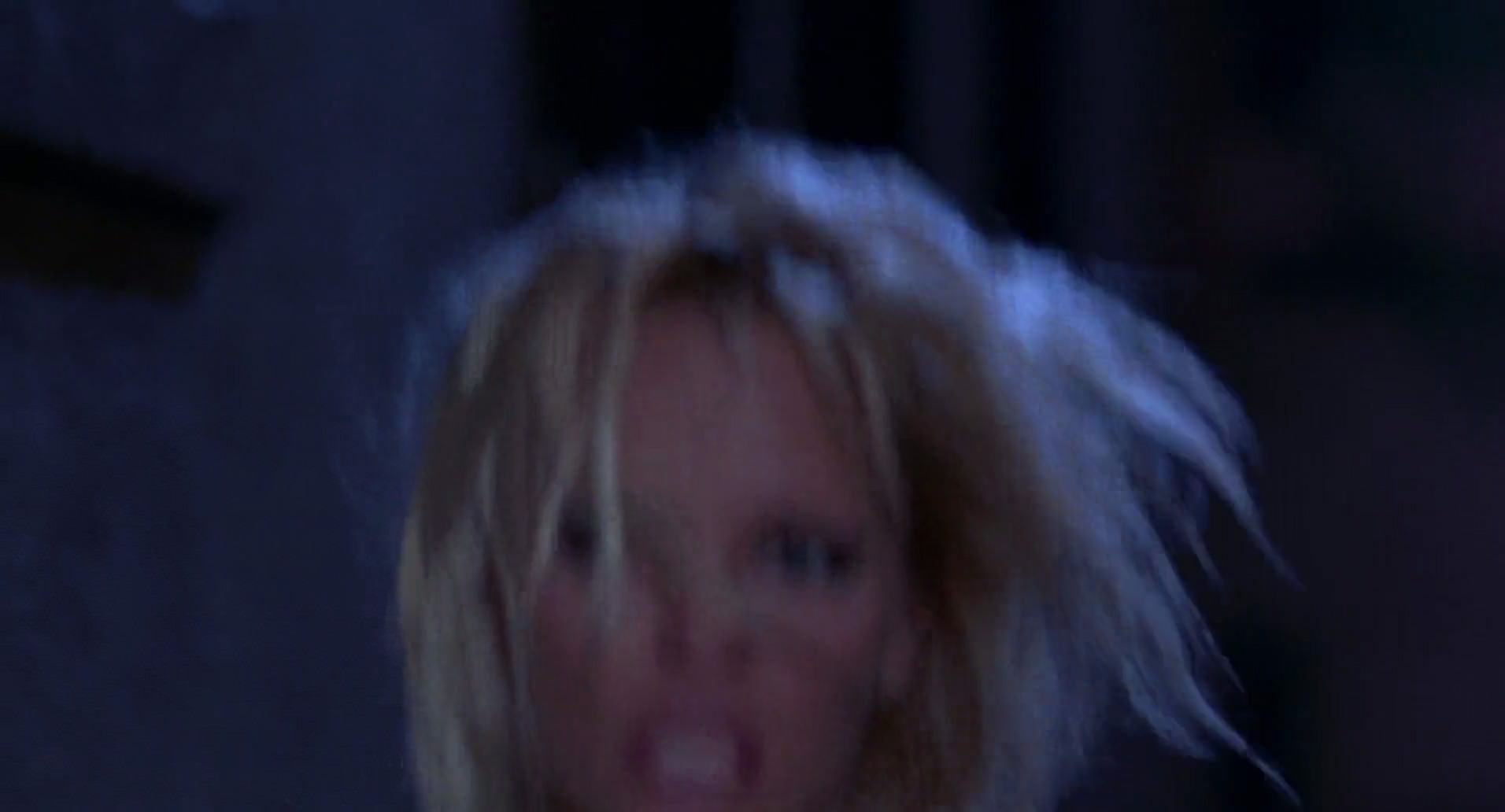 Barb Wire (1996) HD screenshot 695