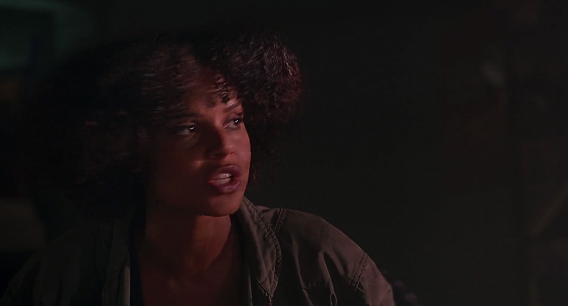 Barb Wire (1996) screencap 6954