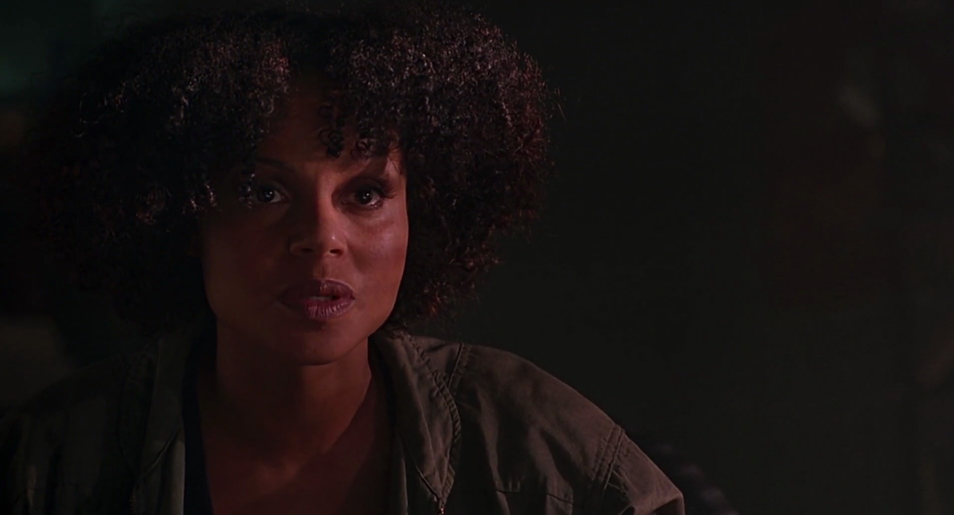 Barb Wire (1996) screencap 6969