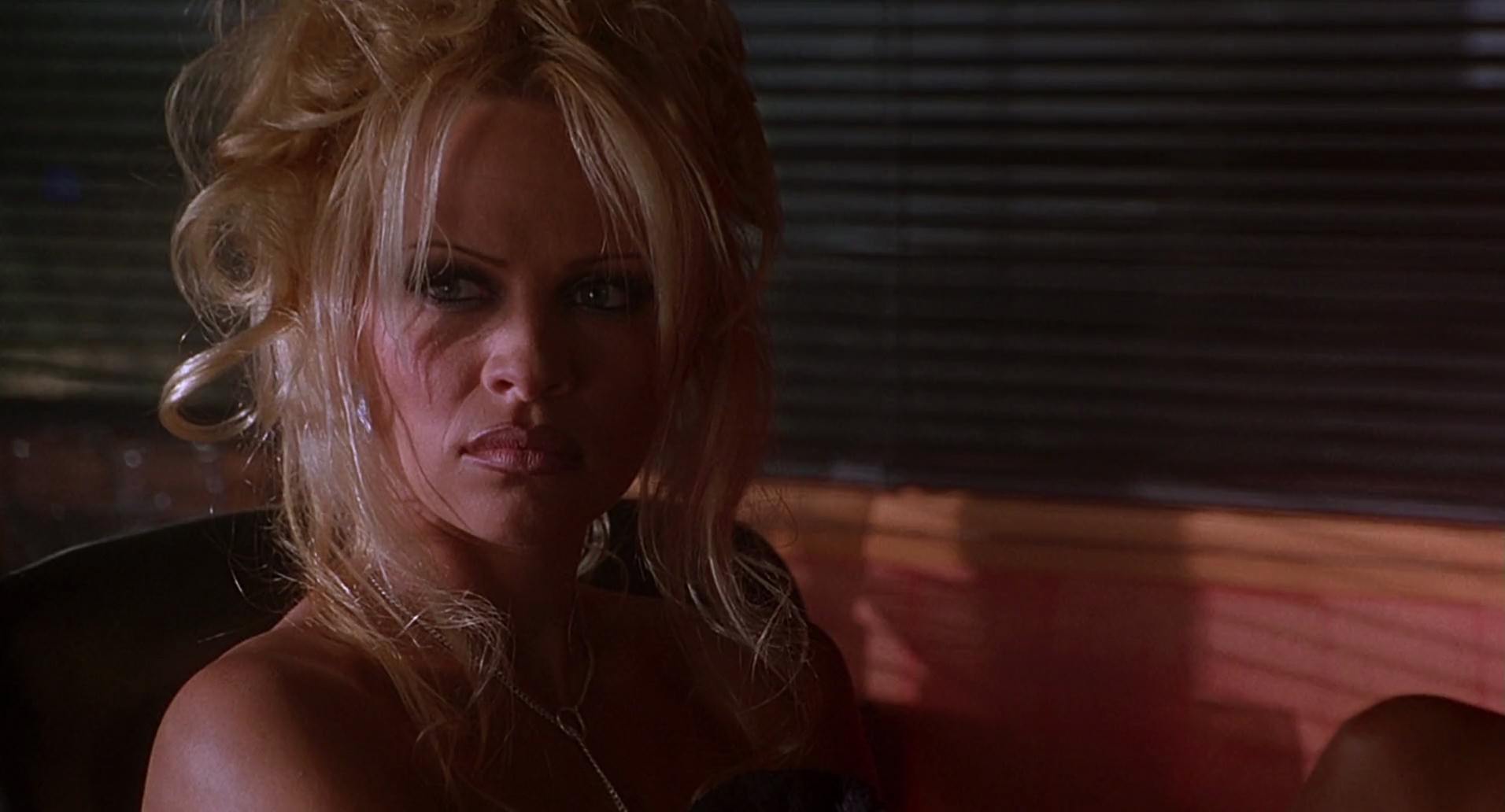 Barb Wire (1996) HD screenshot 6971