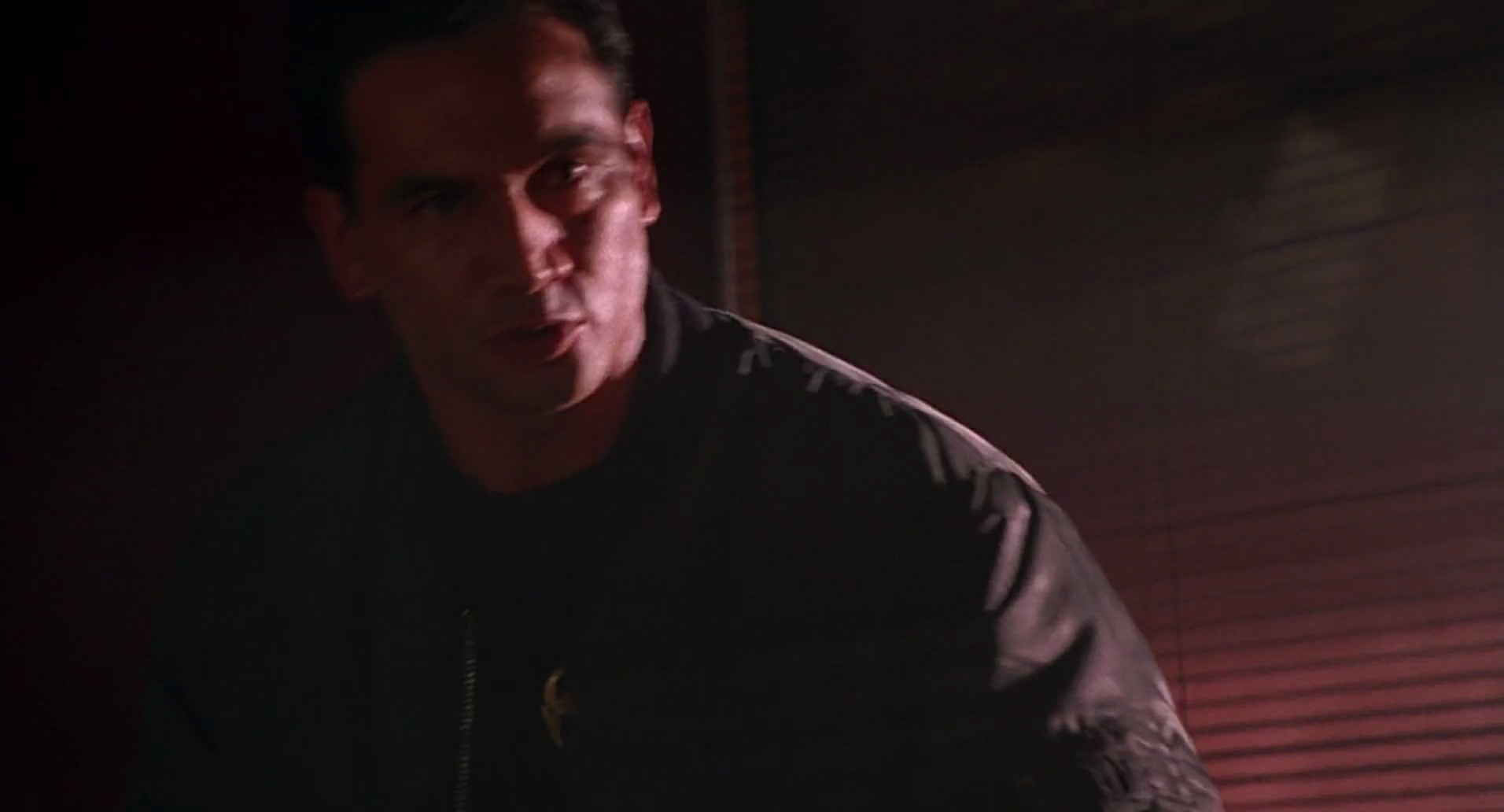 Barb Wire (1996) HD screenshot 6998