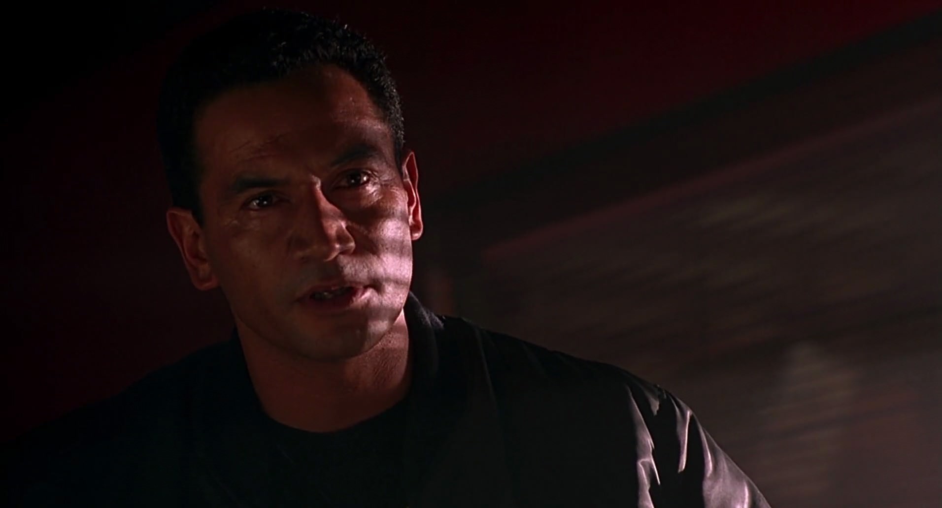 Barb Wire (1996) HD screenshot 7025
