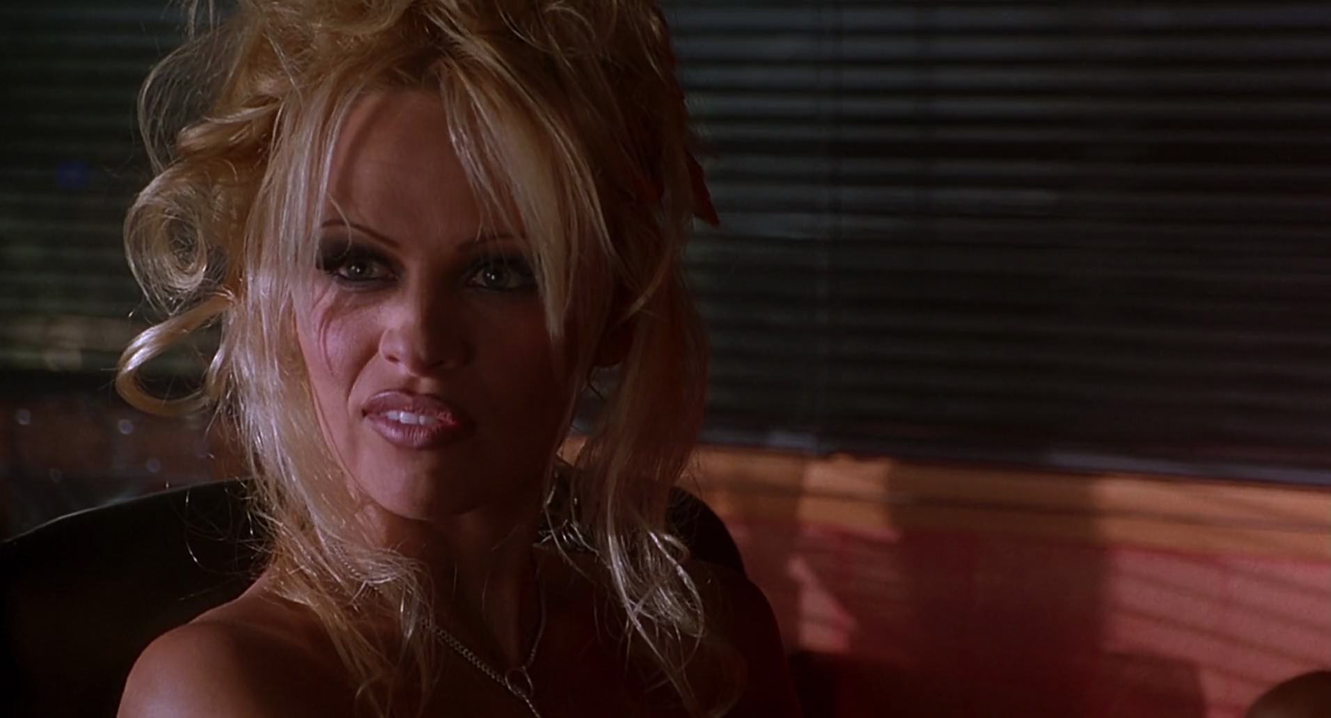 Barb Wire (1996) HD screenshot 7055