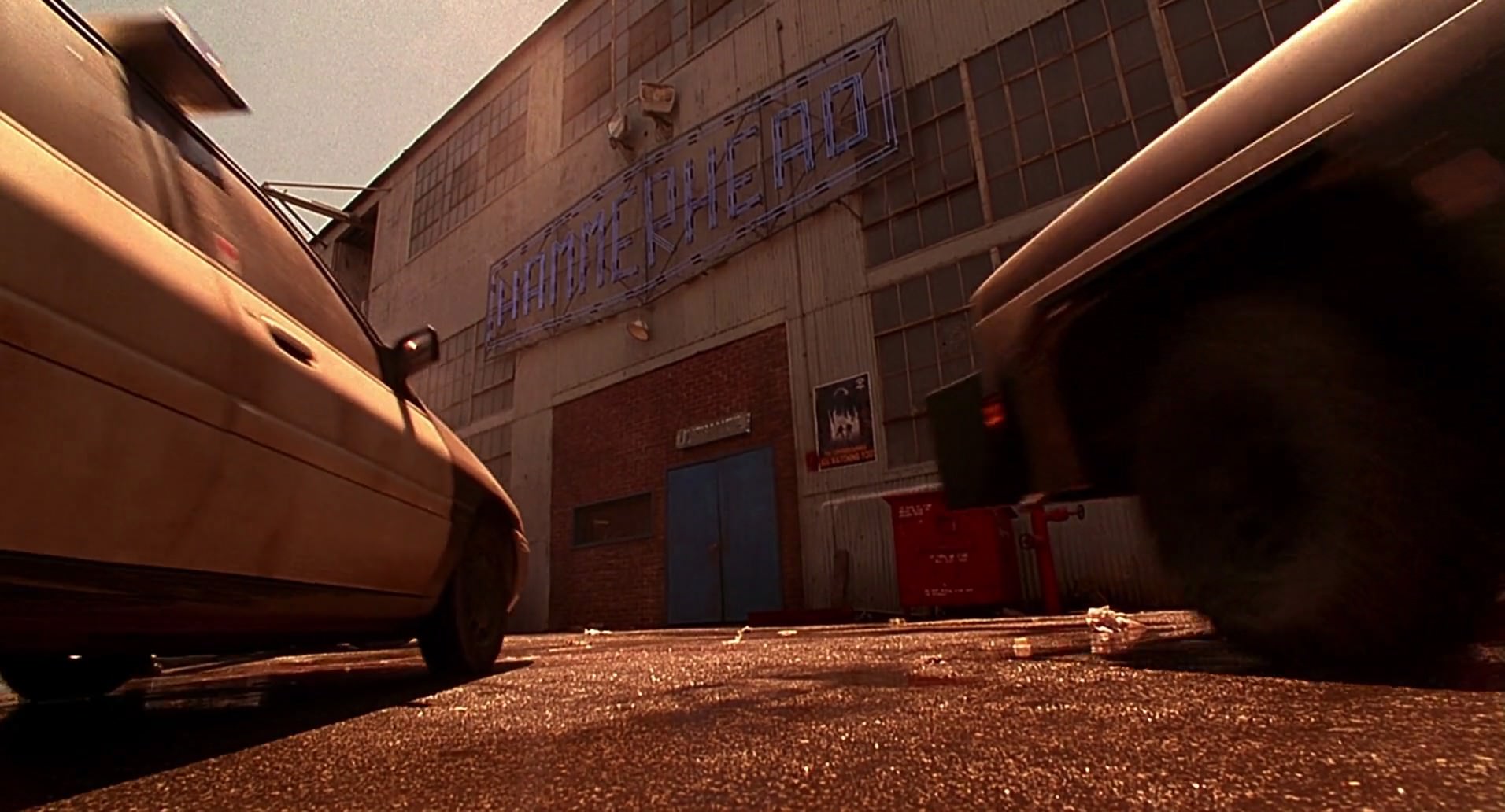 Barb Wire (1996) screencap 7071