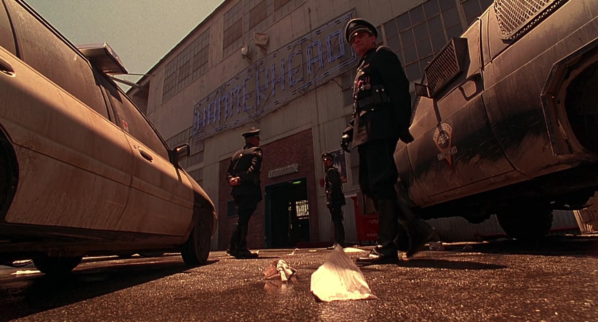 Barb Wire (1996) HD screenshot 7136