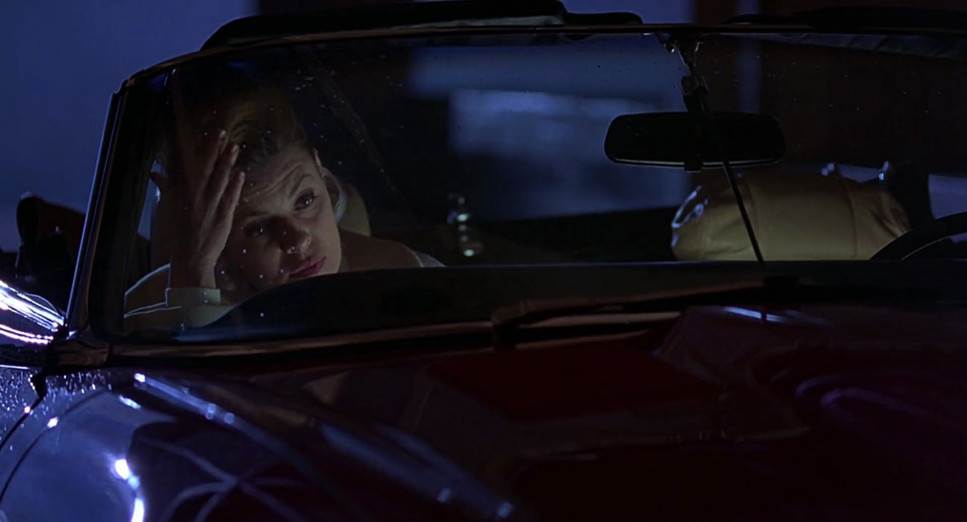Barb Wire (1996) screencap 717