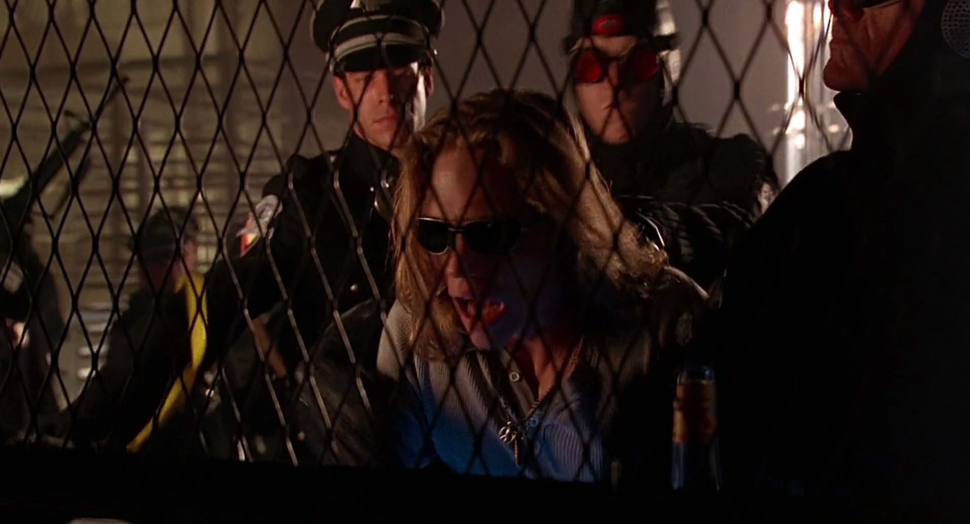 Barb Wire (1996) HD screenshot 7181