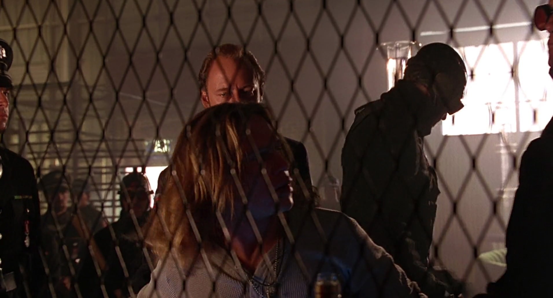 Barb Wire (1996) HD screenshot 7199