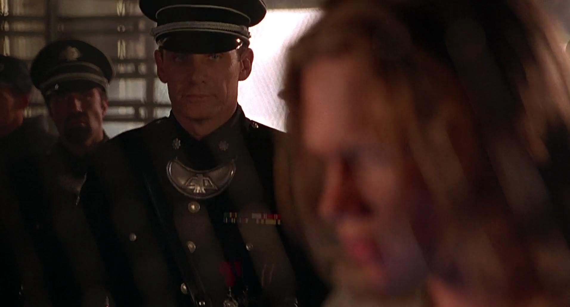 Barb Wire (1996) HD screenshot 7211