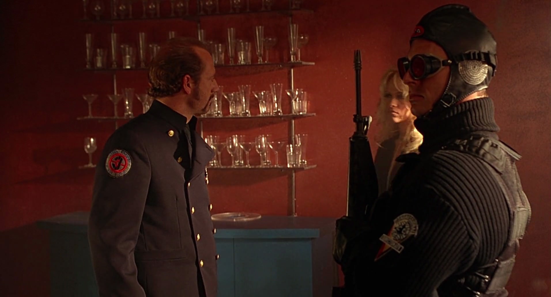 Barb Wire (1996) screencap 7248