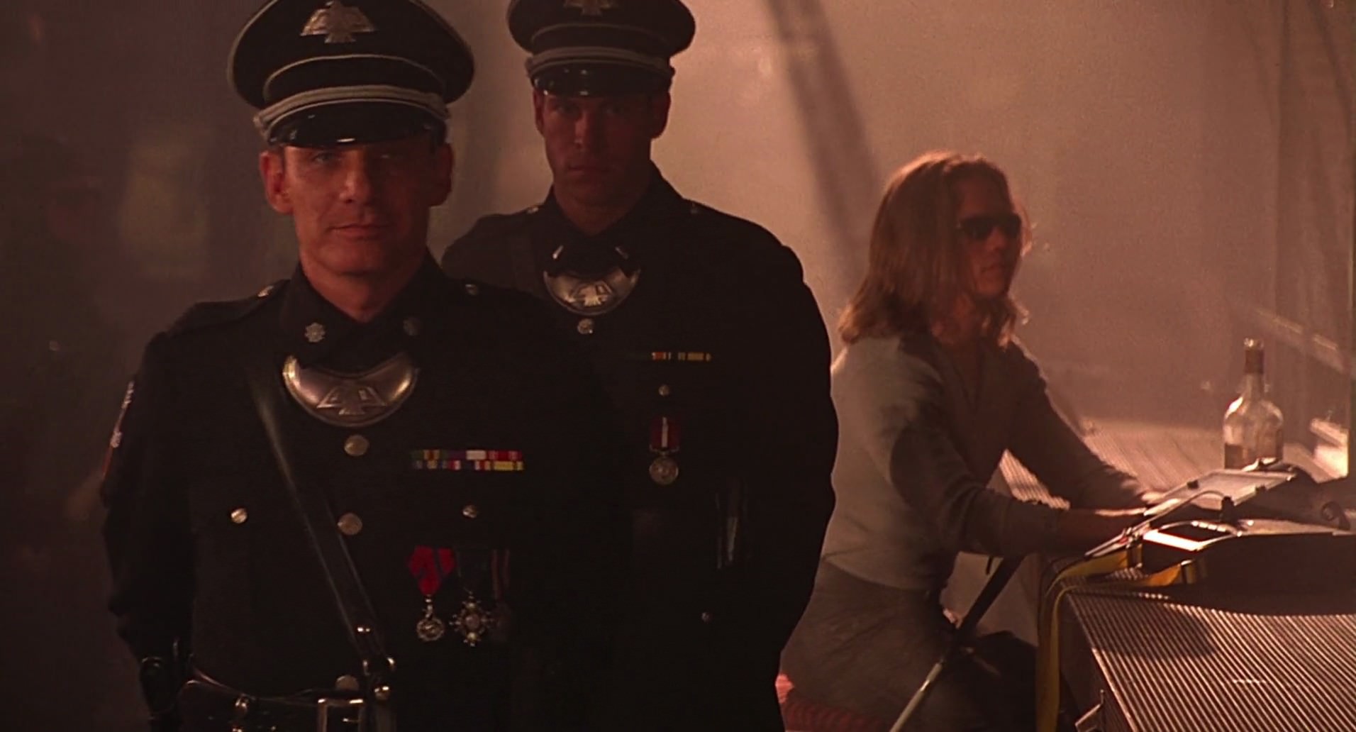 Barb Wire (1996) HD screenshot 7253