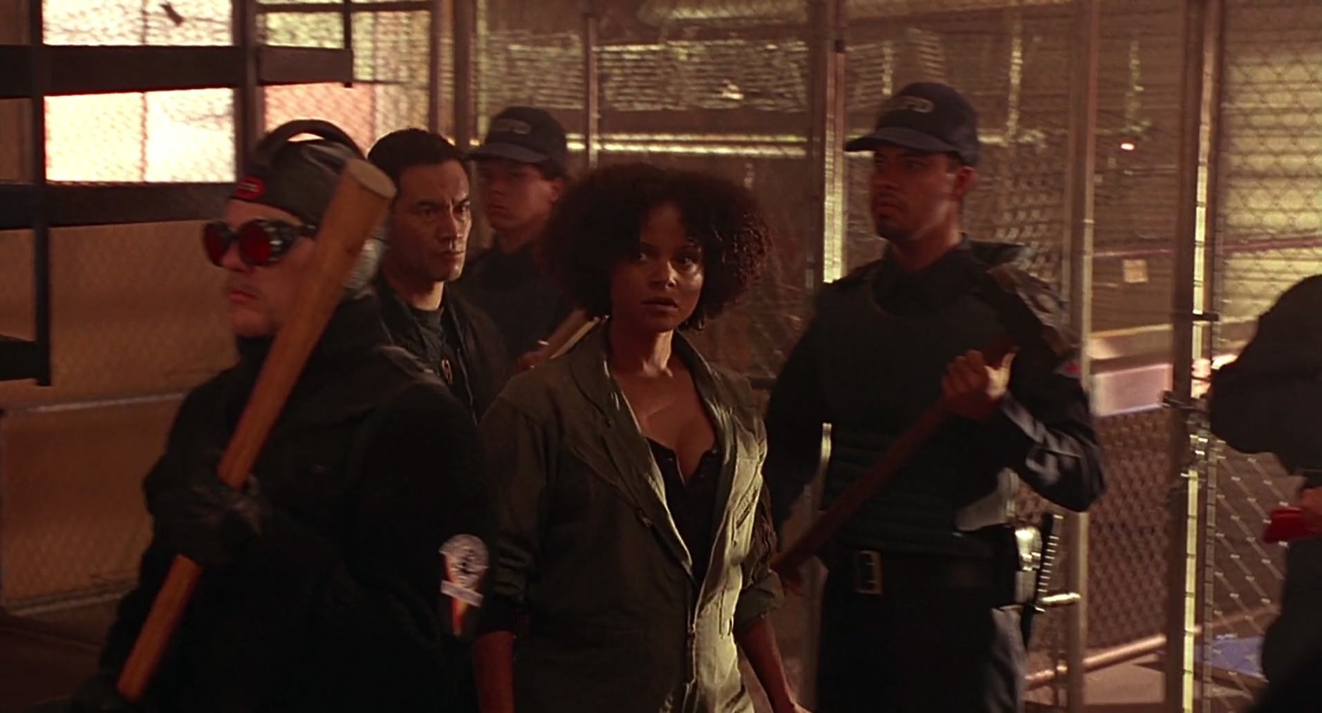 Barb Wire (1996) HD screenshot 7289