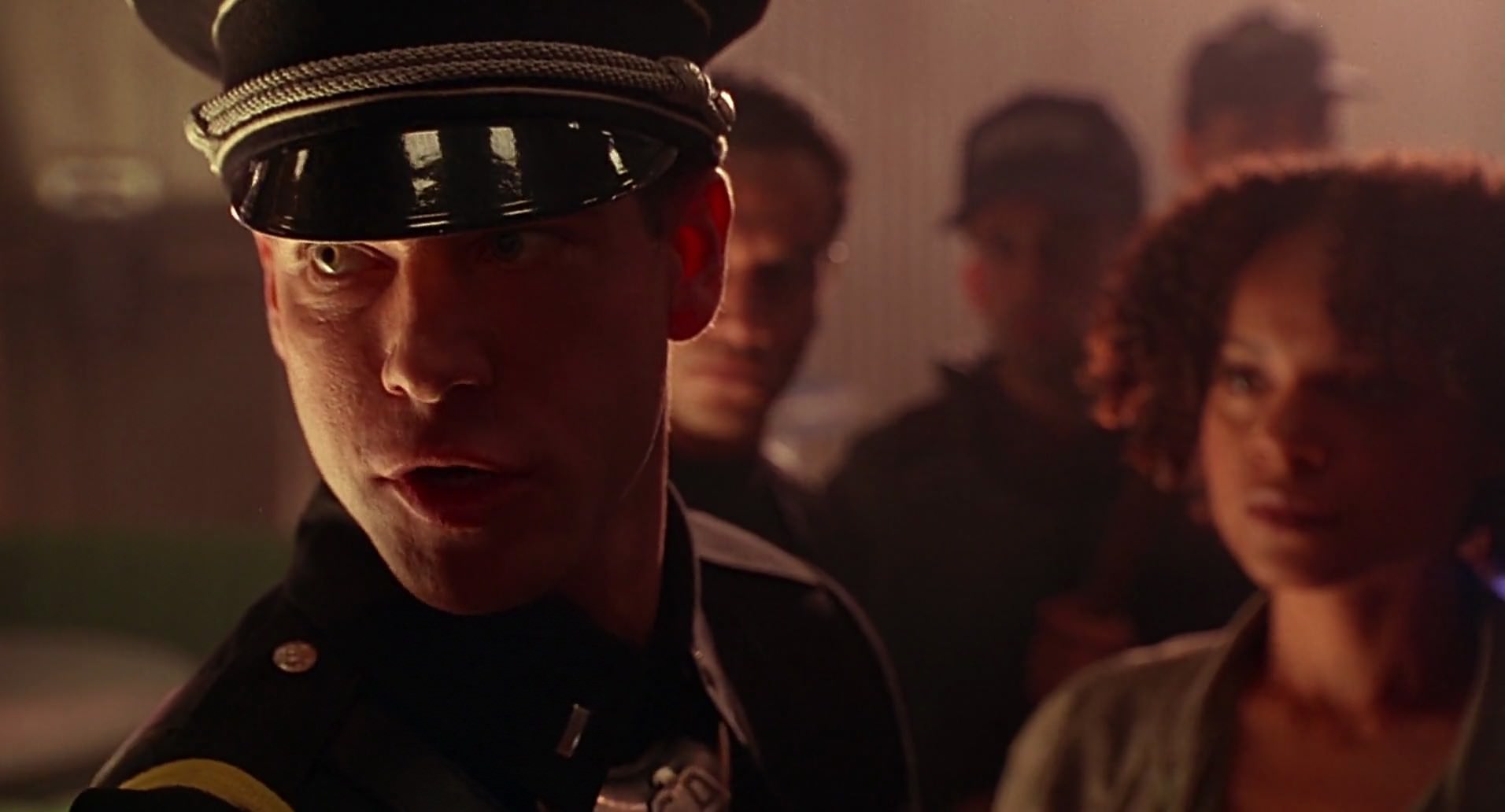 Barb Wire (1996) screencap 7335