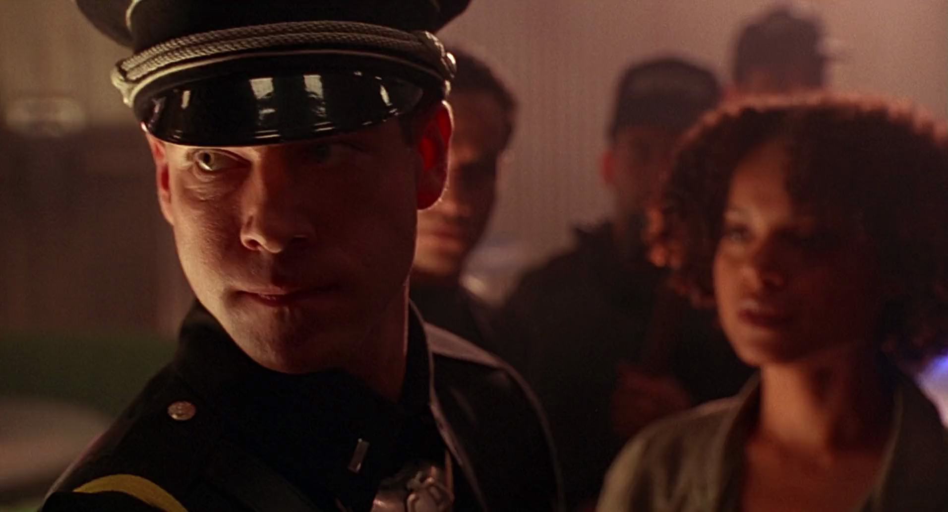 Barb Wire (1996) screencap 7341