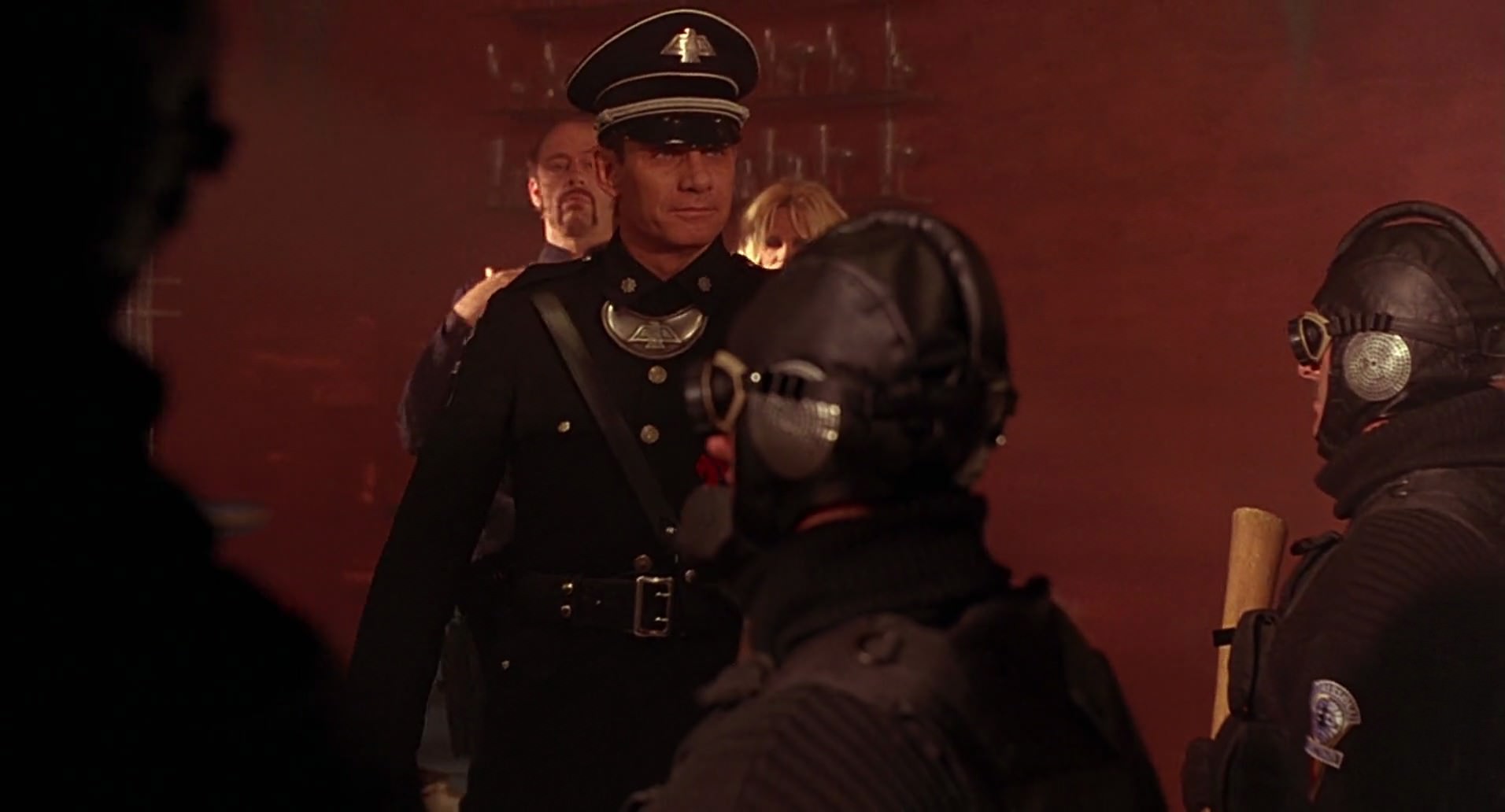 Barb Wire (1996) HD screenshot 7388