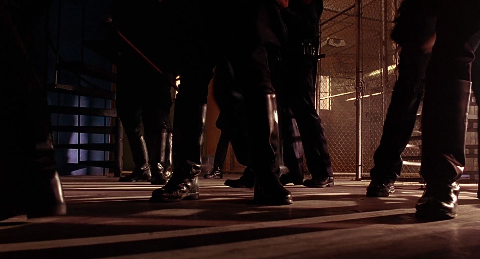 Barb Wire (1996) screencap 7398