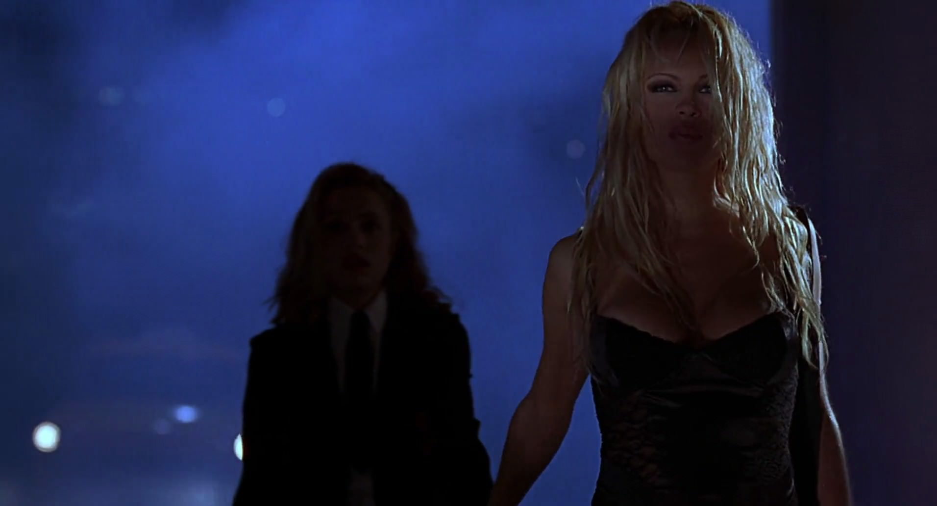 Barb Wire (1996) HD screenshot 740
