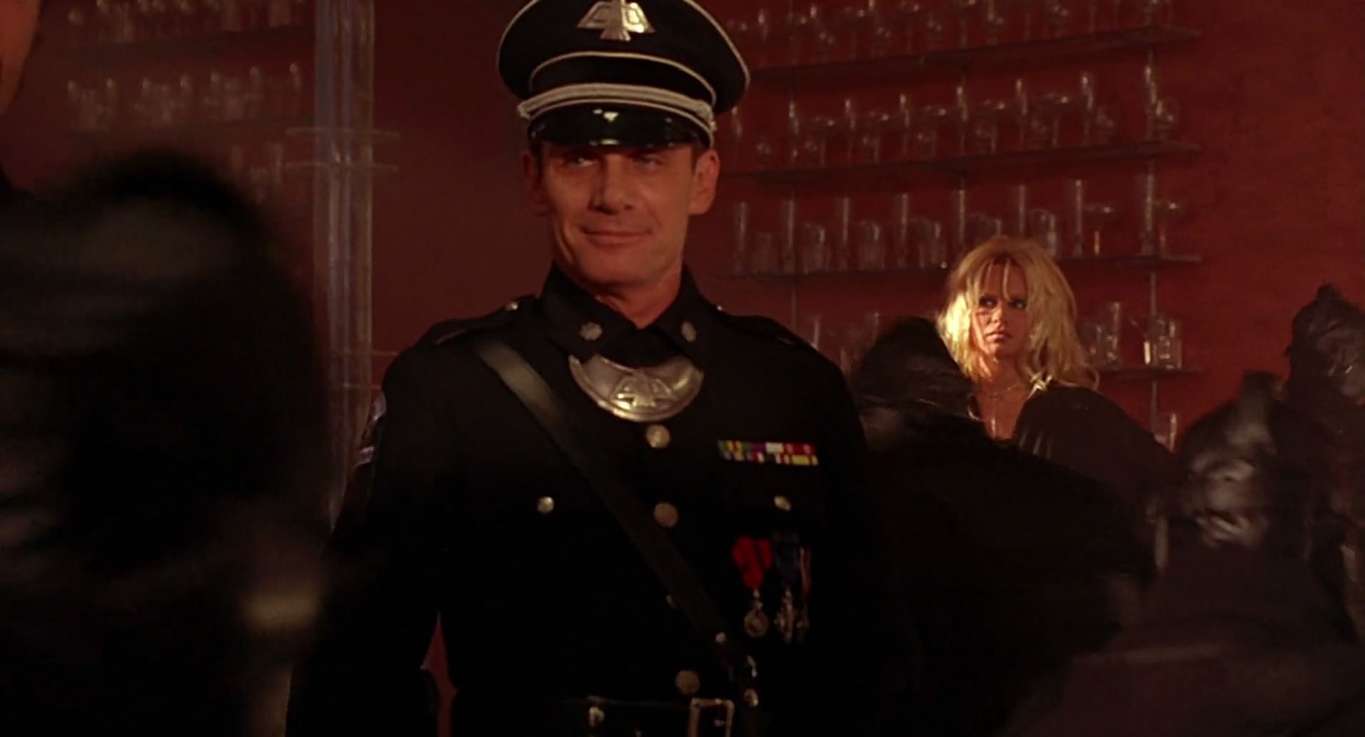 Barb Wire (1996) HD screenshot 7403