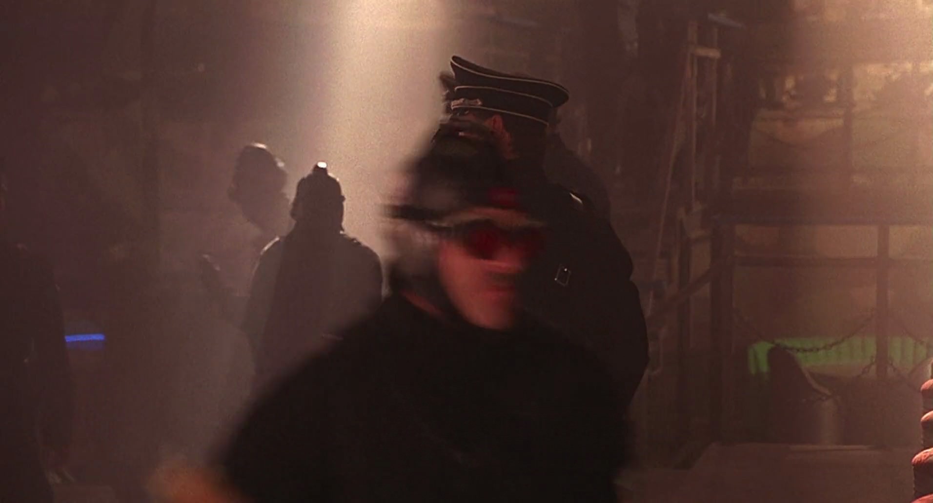 Barb Wire (1996) HD screenshot 7421