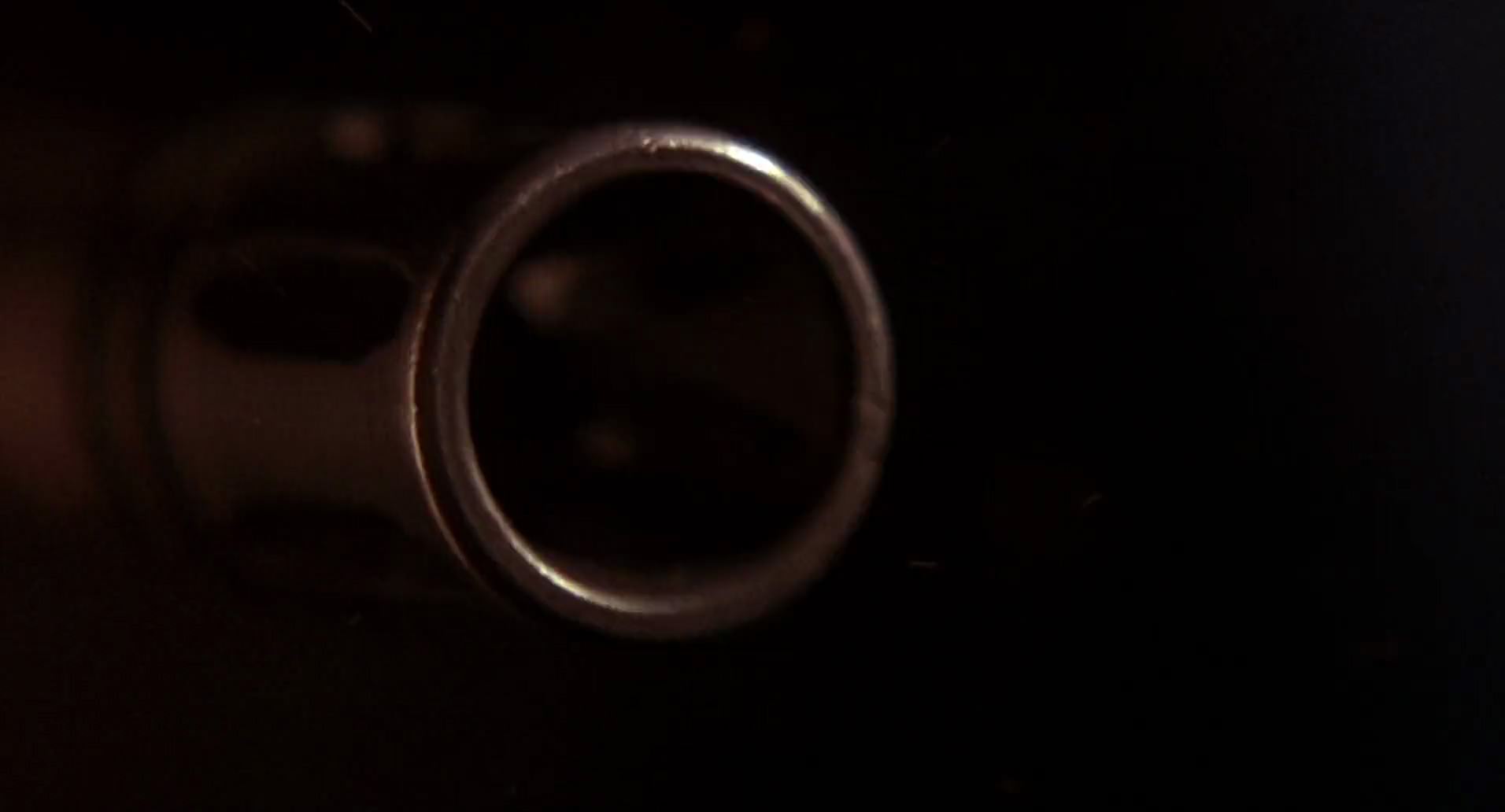 Barb Wire (1996) screencap 7455