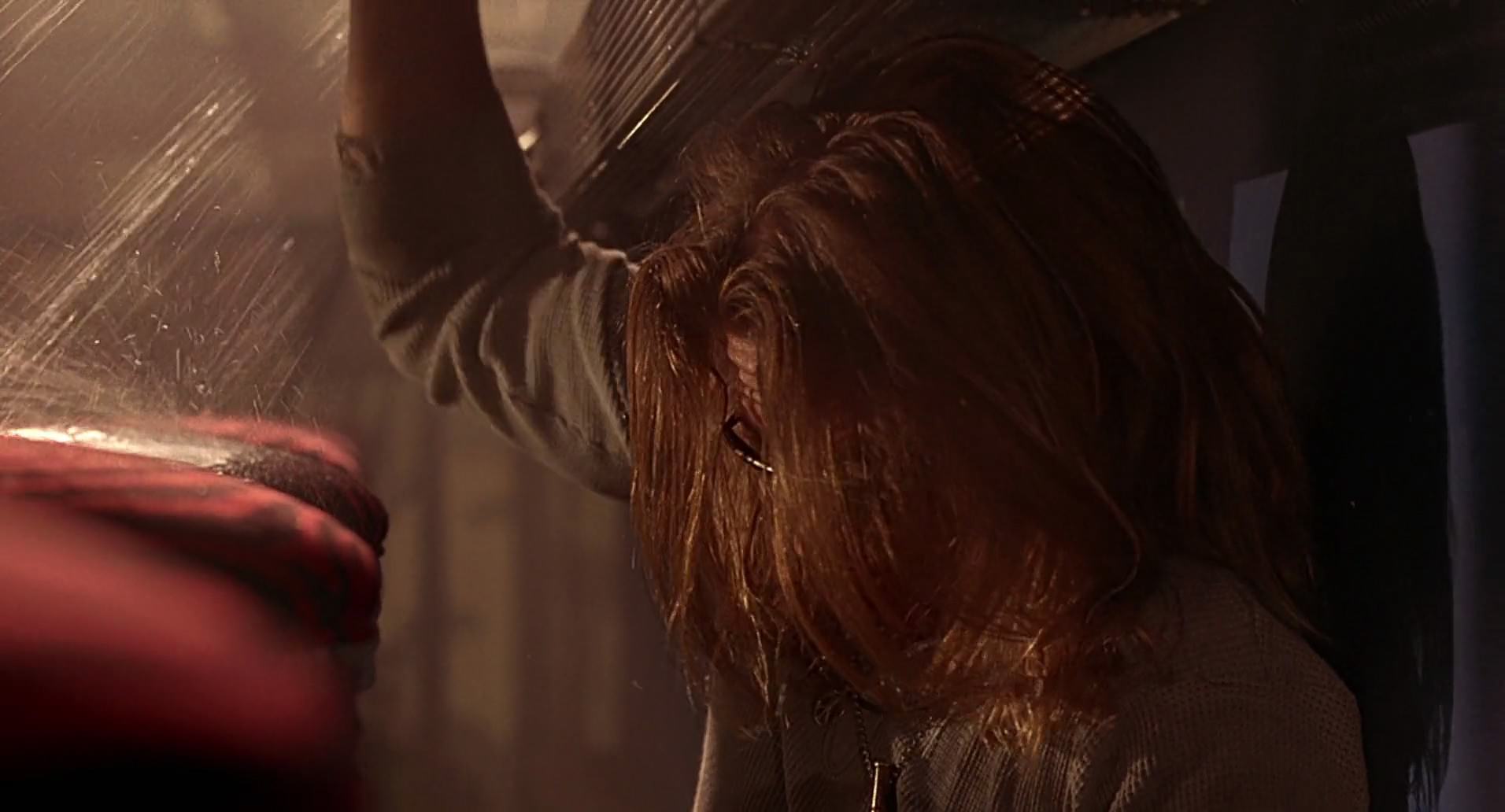 Barb Wire (1996) screencap 7464