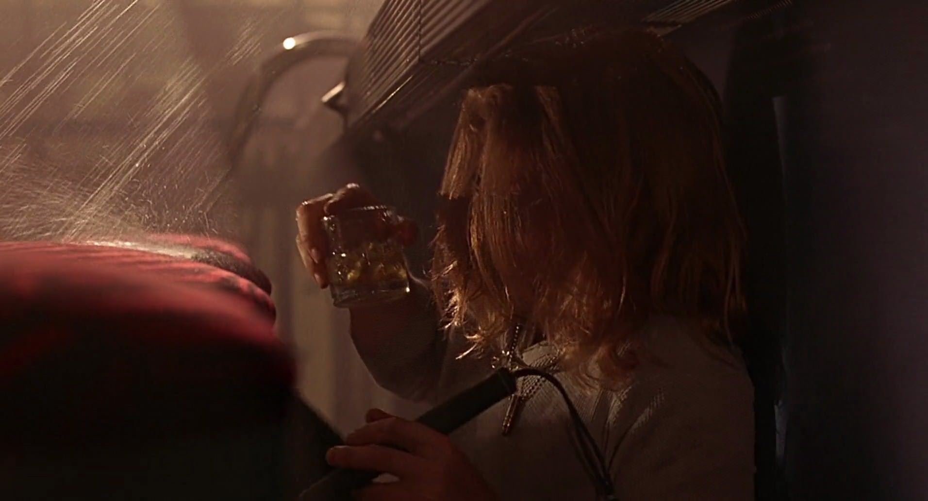 Barb Wire (1996) screencap 7467