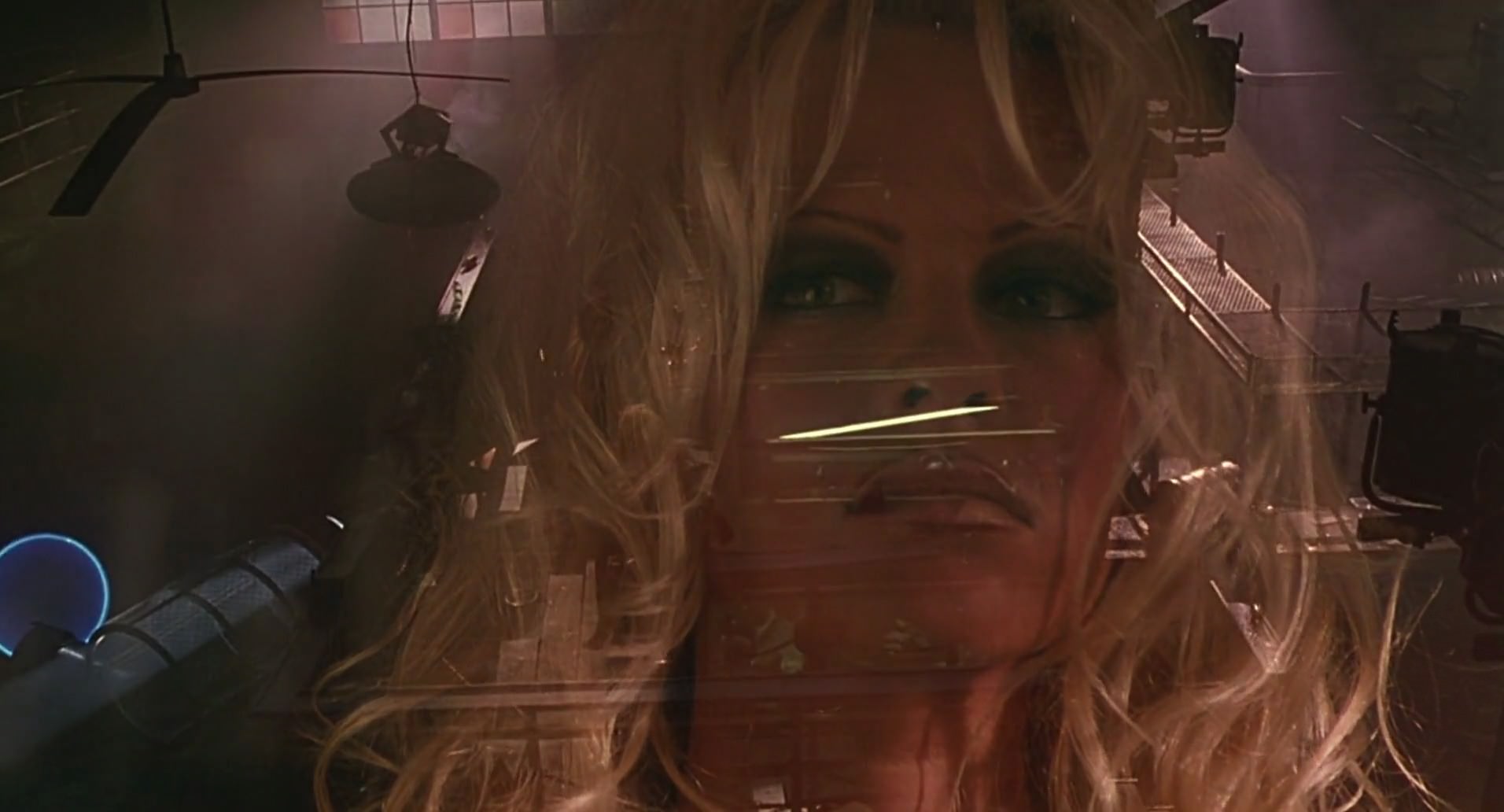 Barb Wire (1996) HD screenshot 7544