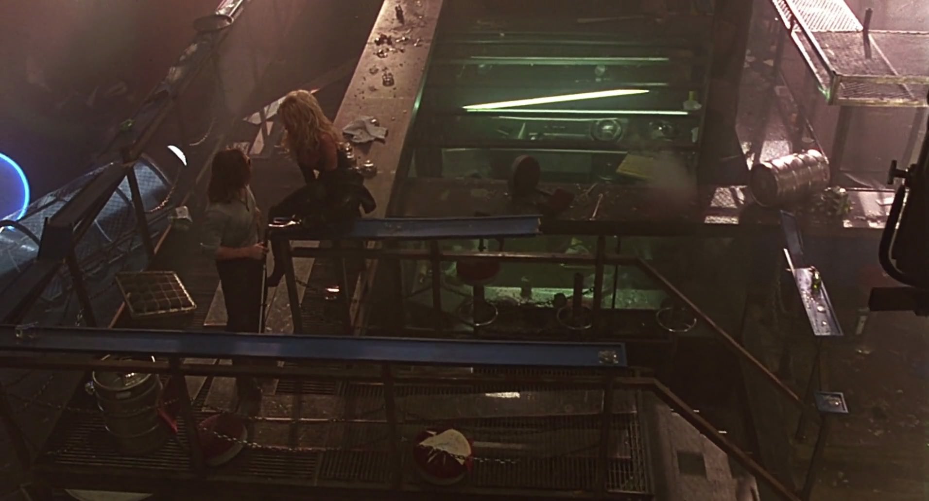 Barb Wire (1996) HD screenshot 7556